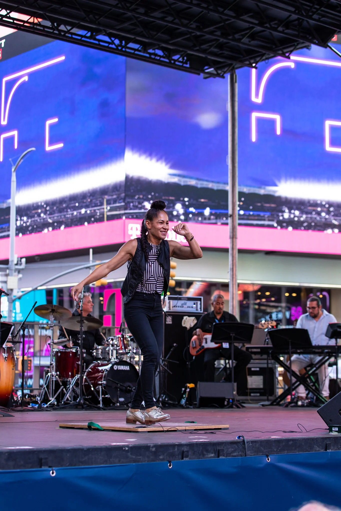 17_Curtain Up_Viva Broadway_Ayodele Casel 2.JPG