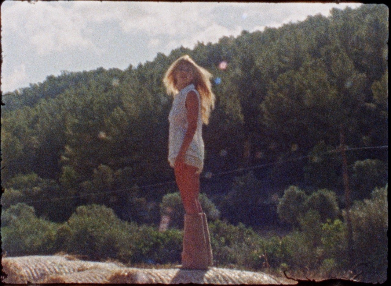 Groß (Still 2026-03-17 144711_1.24.1).jpeg