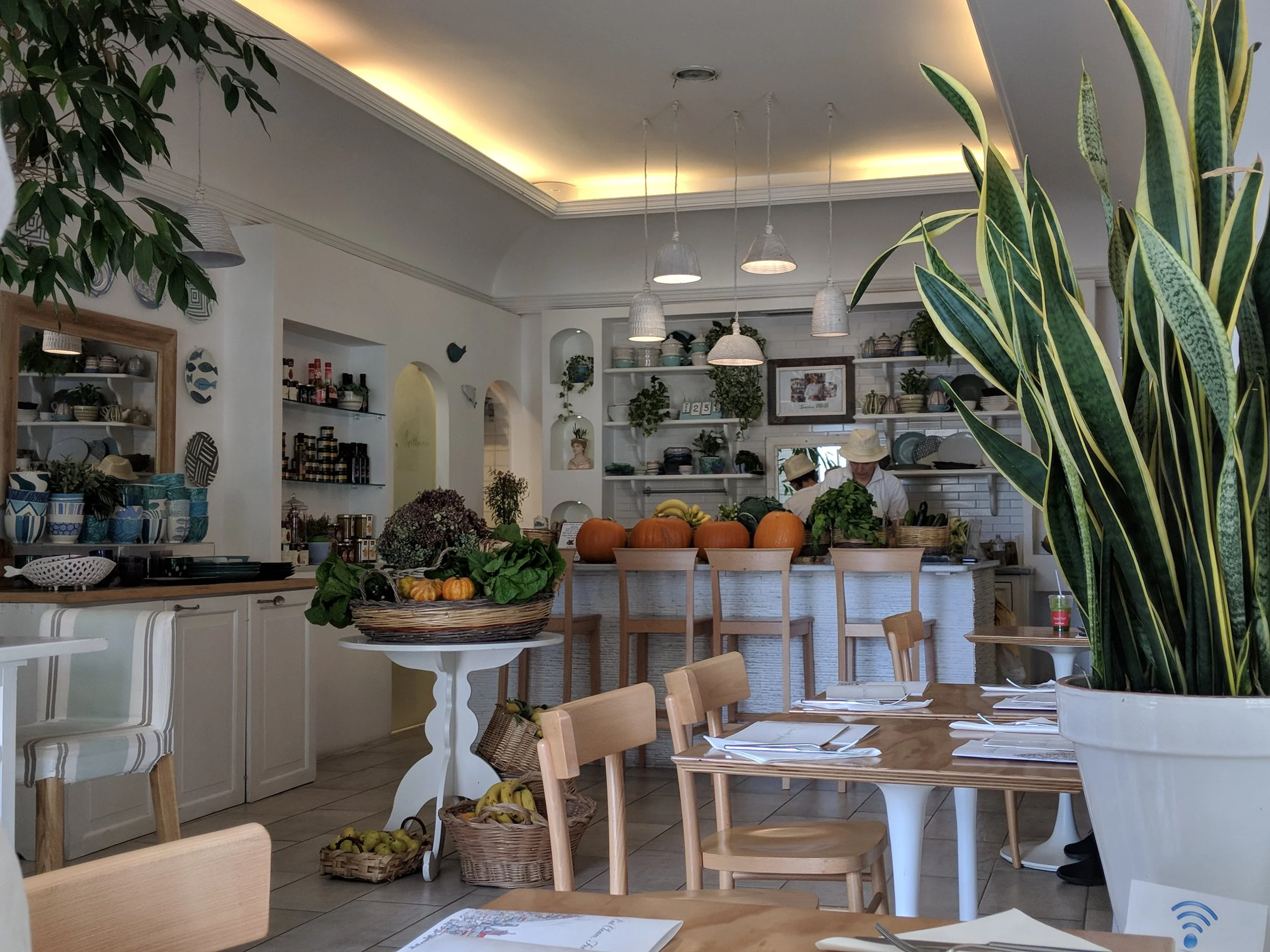 positano_casa_bottega_interno.jpg