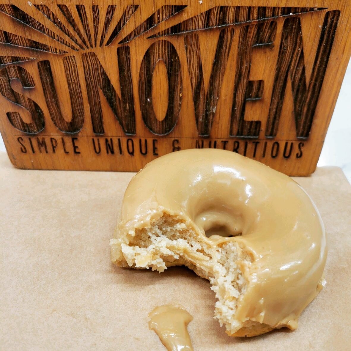 Happy Weekend! 

Here&rsquo;s a list of all the wonderful coffee shops, cafes and markets where you can find SunOven&rsquo;s gluten-free, vegan, organic goodies, JUST in case you&rsquo;re looking for a little extra sweetness in your day. ☀️

In Ojai: