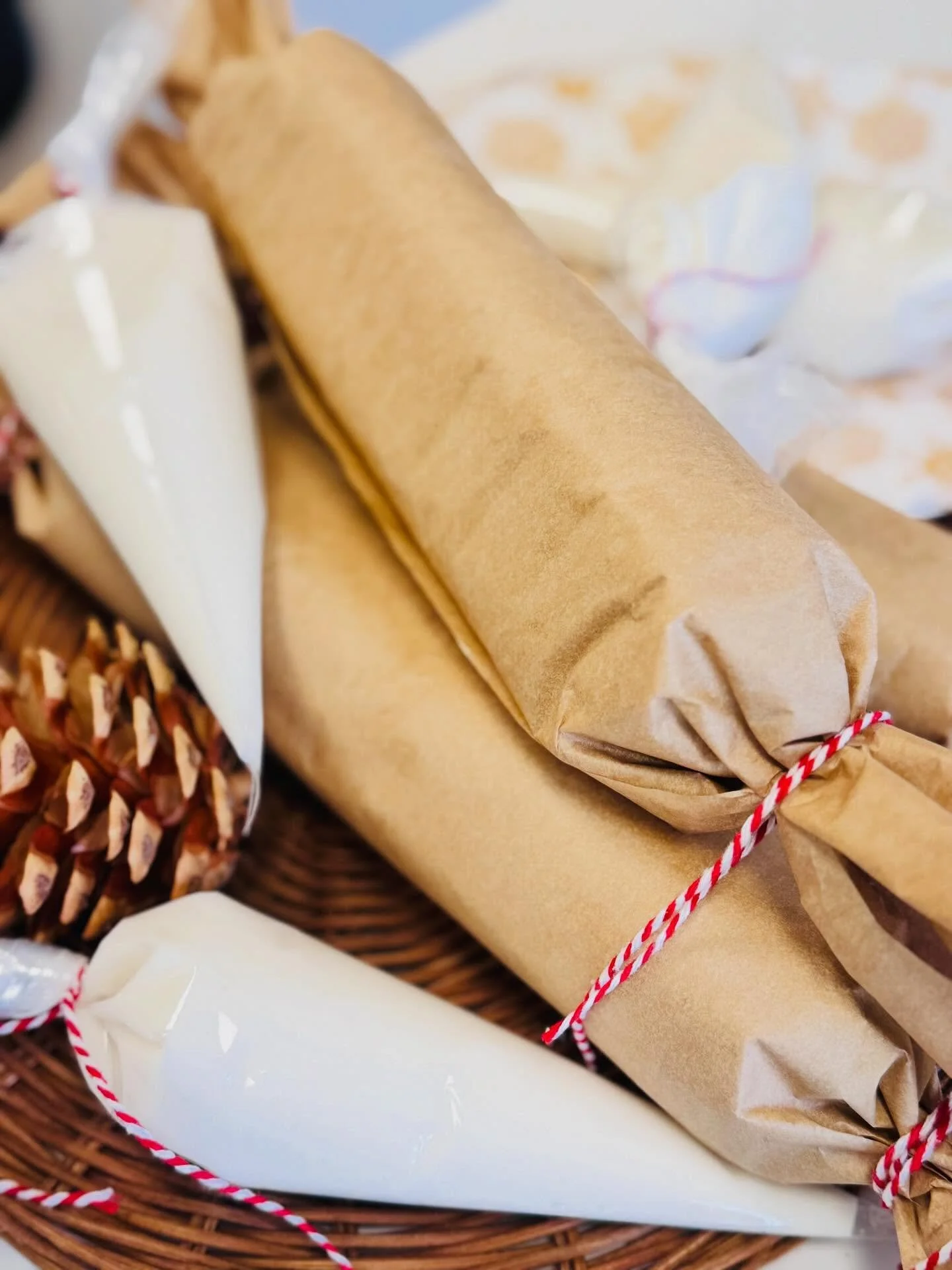 Gingerbread cookie dough is back🥰! Just roll, cut, bake &amp; decorate! Grab a ready-made dough in the refrigerated section at the bakery. We also have frosting, toppings and cute cookie cutters! 

Decorate and enjoy at home with your loved ones🫶.
