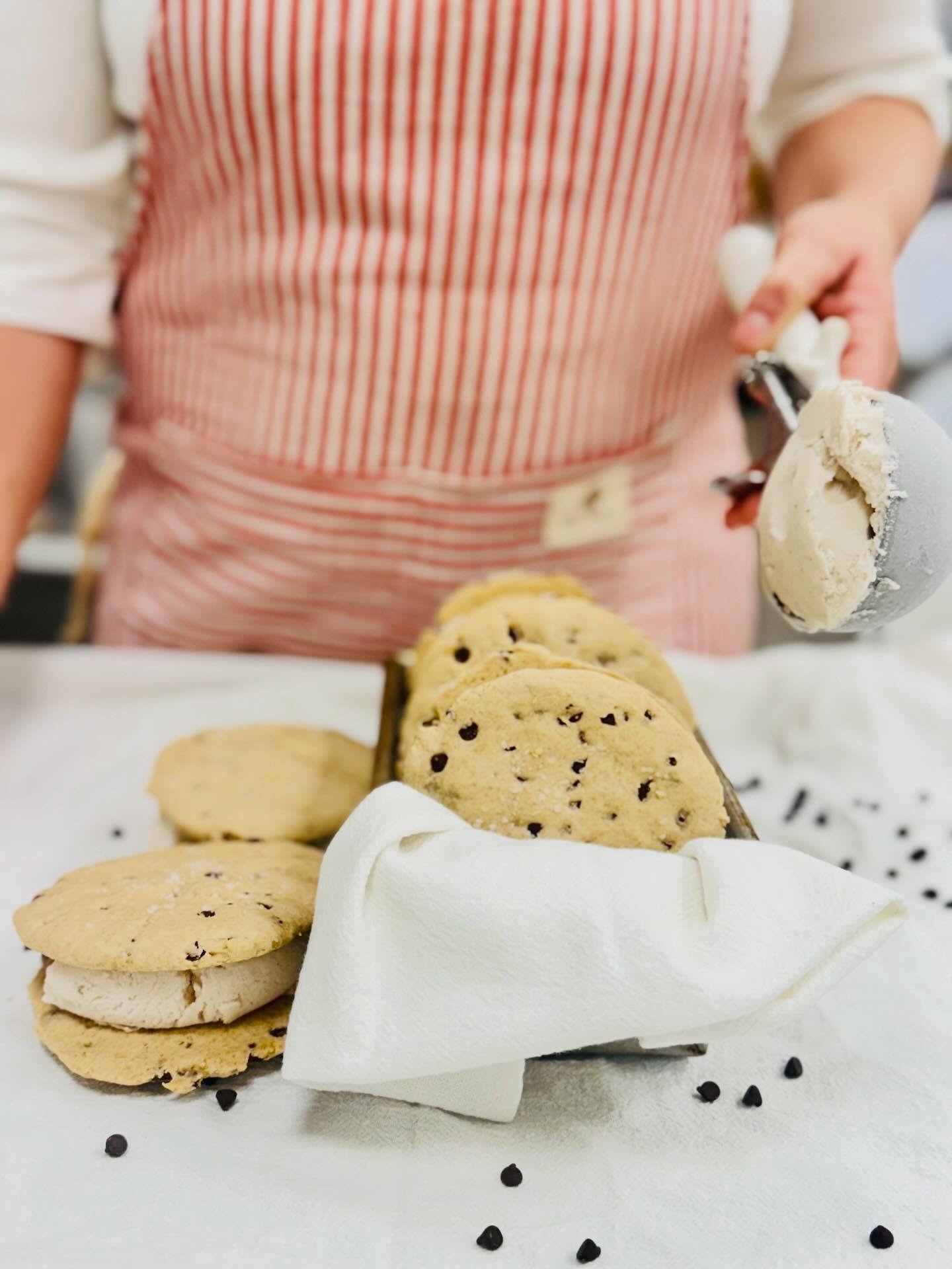 Beat this heat wave with our deliciously satisfying ice cream sandwiches🍪! Available daily at the bakery. Great for kids and adults alike!

#icecreamyouscream #icecreamsandwich #dairyfreeicecream