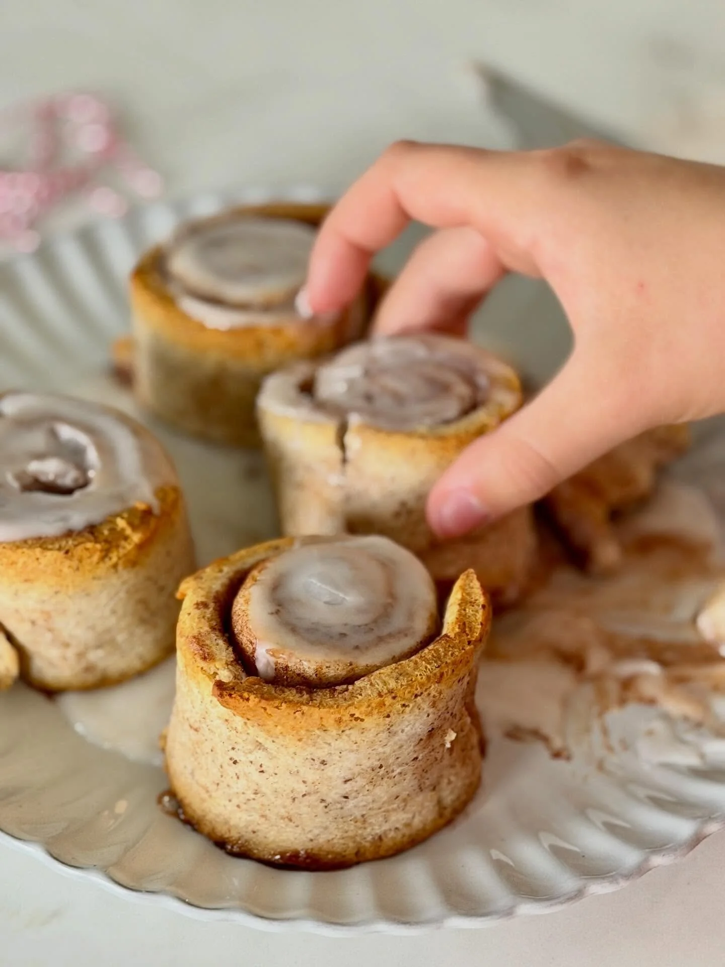 Because every Tuesday deserves a cinnamon roll😍.

#glutenfreecinnamonrolls #cinnamonrolls #ooeygooey