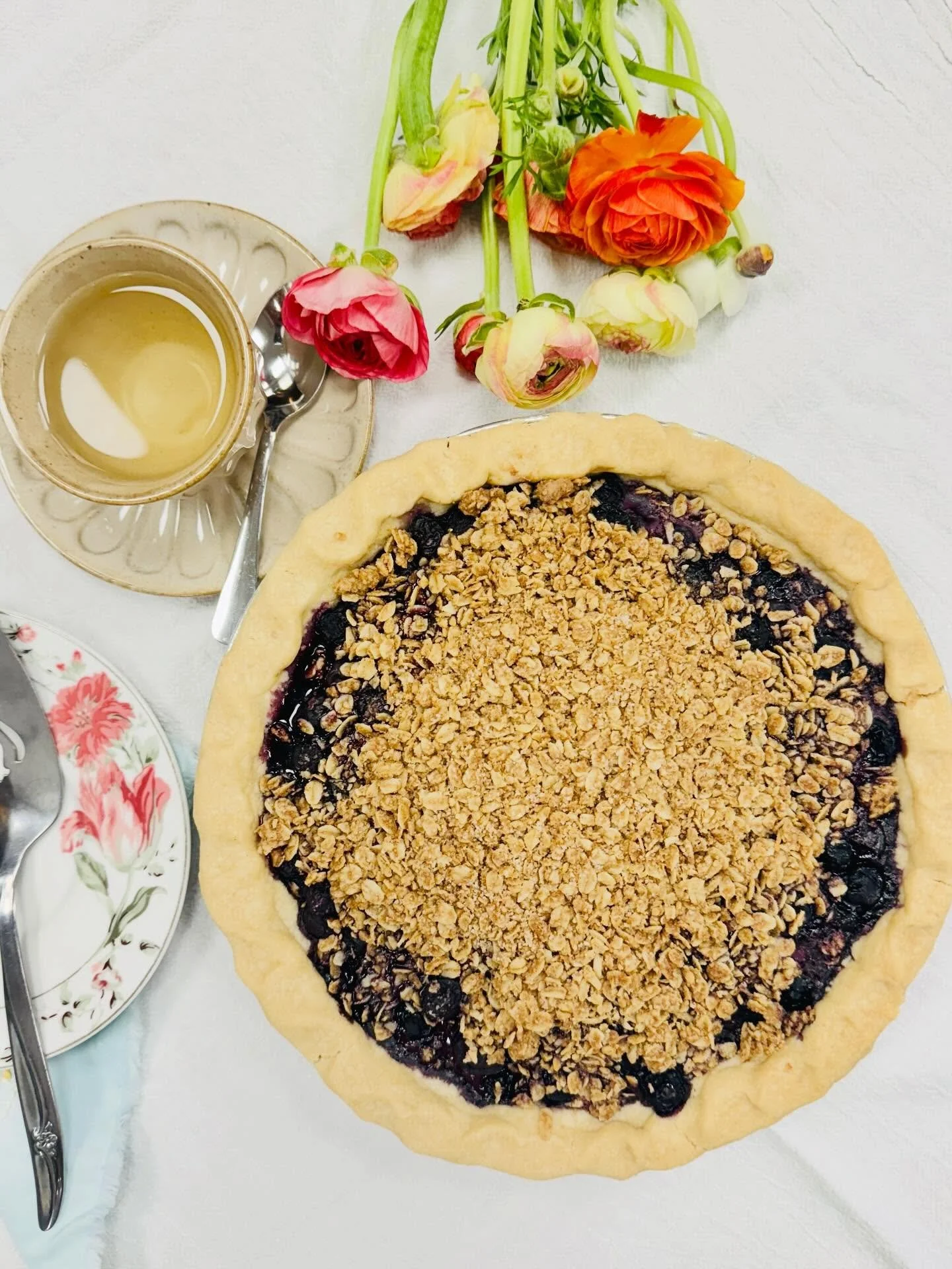Wild Blueberry🫐 and Cherry🍒 pies make great additions to your Easter table! Pre-order today for pickup on Saturday, April 4th (we are closed on Easter Sunday). 

#glutenfreepie #veganeaster #cherrypie #blueberrypie