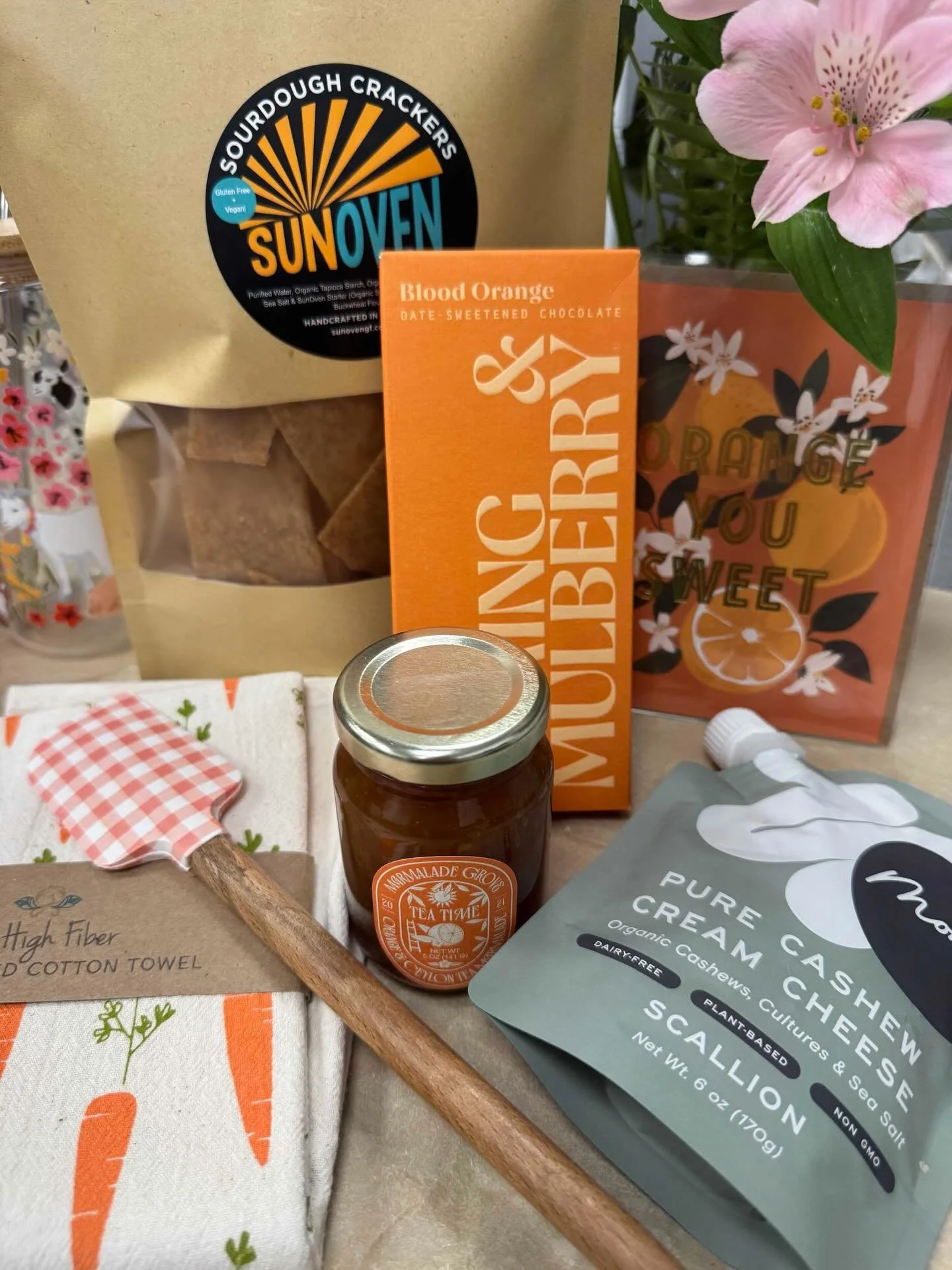 Teacher Appreciation Week is next week📚🍎!

Let us help you celebrate the teachers in your life with doughnuts, tea cookies or gift baskets full of granola and tea or crackers and @montysnyc cream cheese! 

The storefront is stocked with locally mad