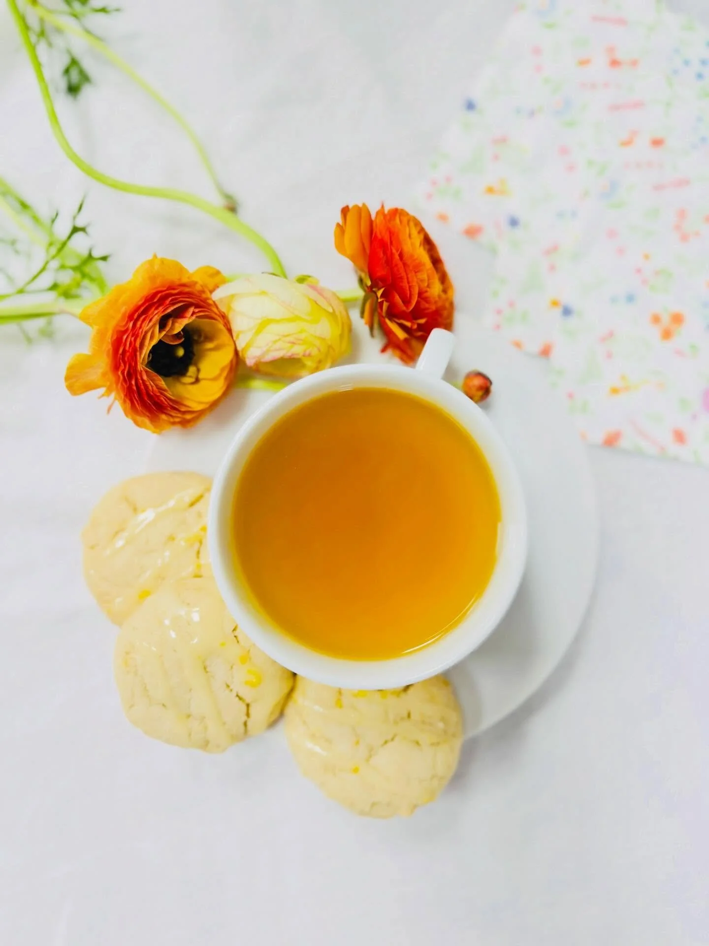 Hi friends! Today is the cut off to place Mother&rsquo;s Day orders, for pickup Saturday or Sunday. Choose your preferred date at checkout.

Choose from Ojai pixie tea cookies, take and bake cinnamon rolls, olive oil cakes, sourdough crackers and so 