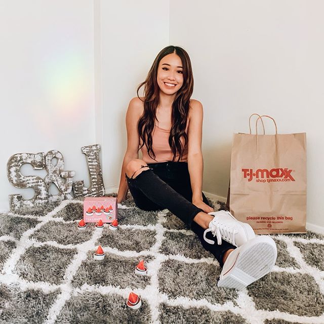 Can you believe I got all of this for less than $50?! I&rsquo;m so excited to partner with @tjmaxx for the #Maxx50Challenge. T.J.Maxx&rsquo;s variety of
home &amp; fashion pieces got me ready for the new school year with prices that allow me to say &