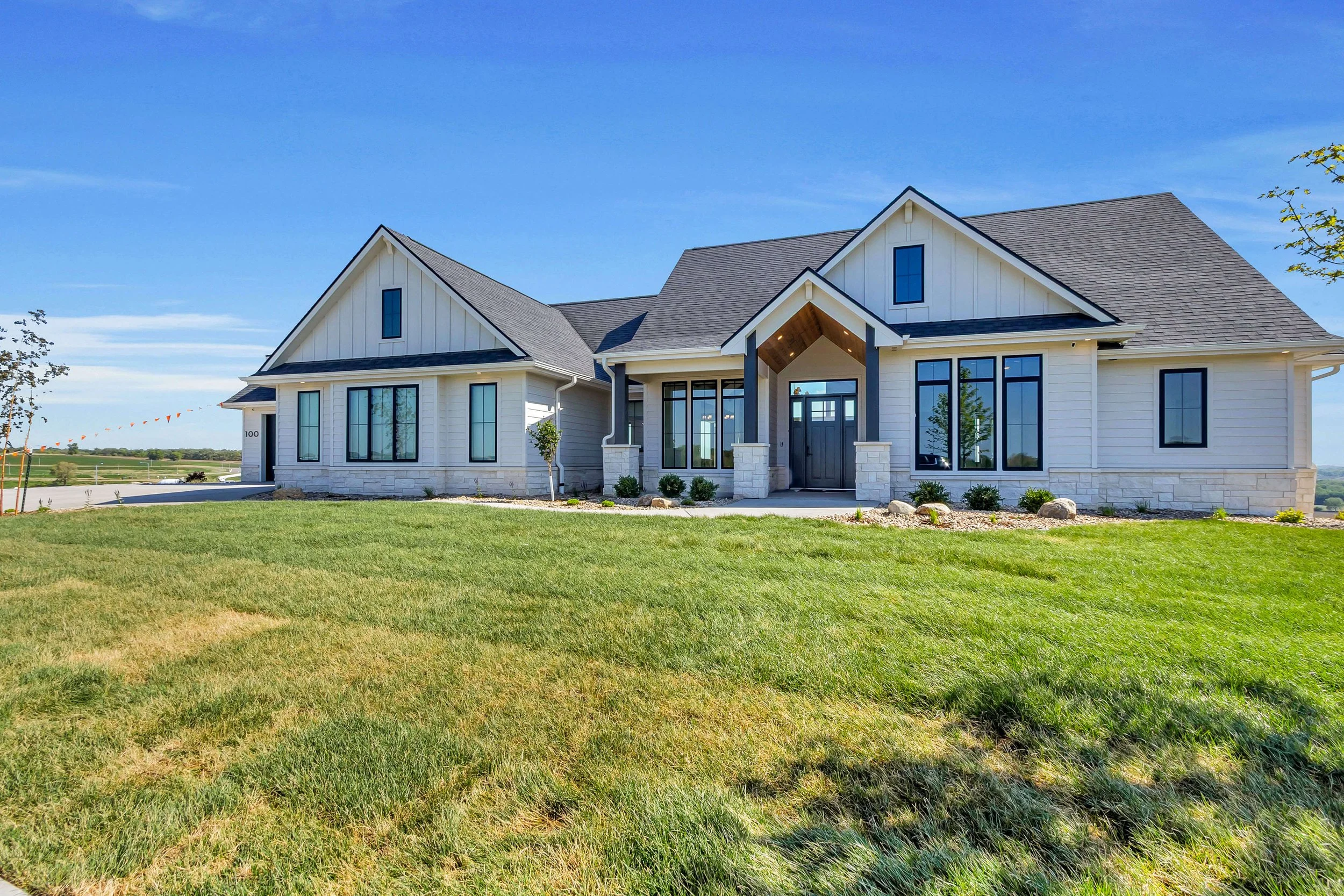 house plans, residential design, home design, floor plan, house plan, 1j homes, sioux falls, farmhouse, transitional, black windows, board and batten modern house, sioux falls designer, sioux falls house plans