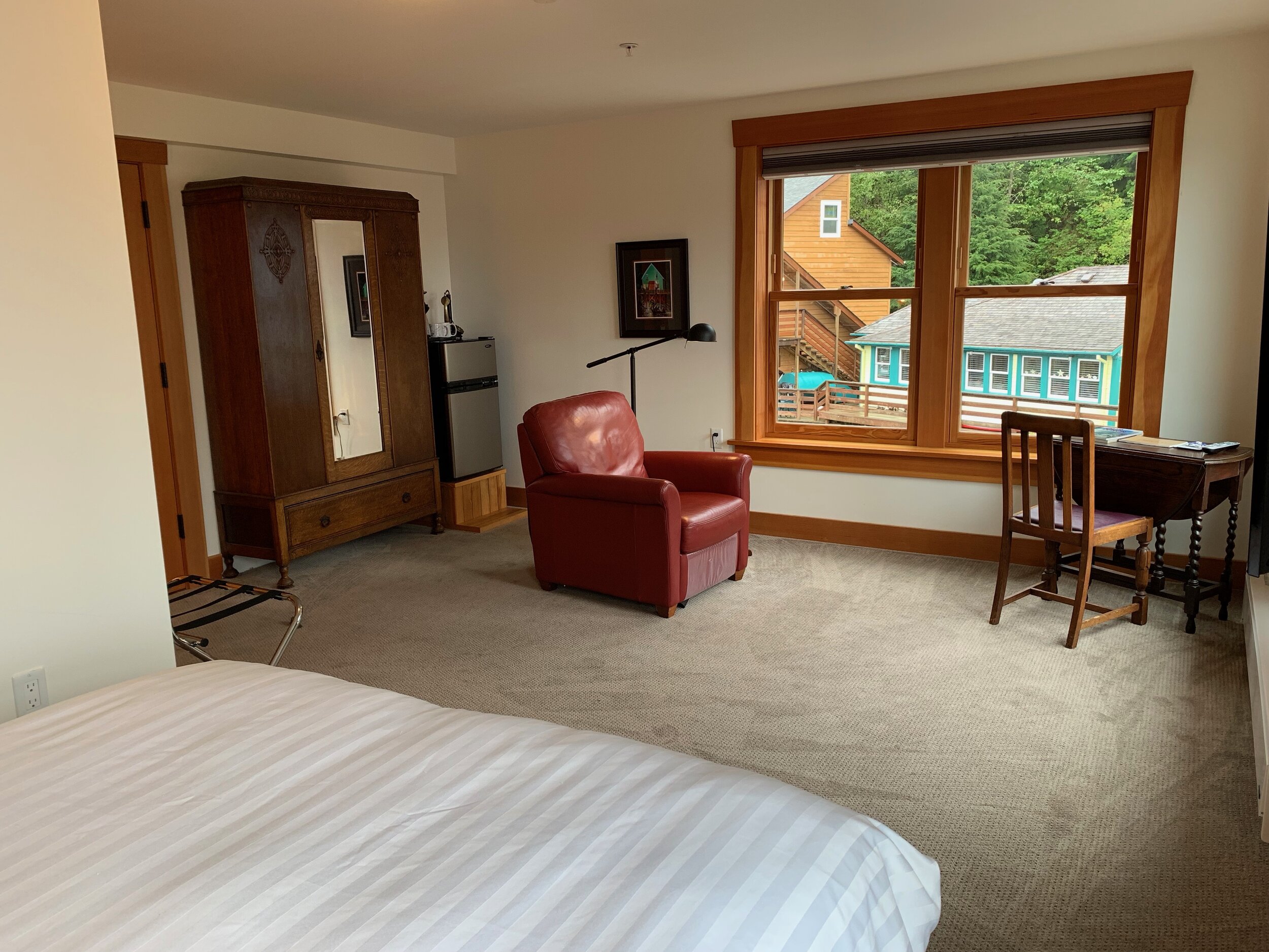 Creek View Room