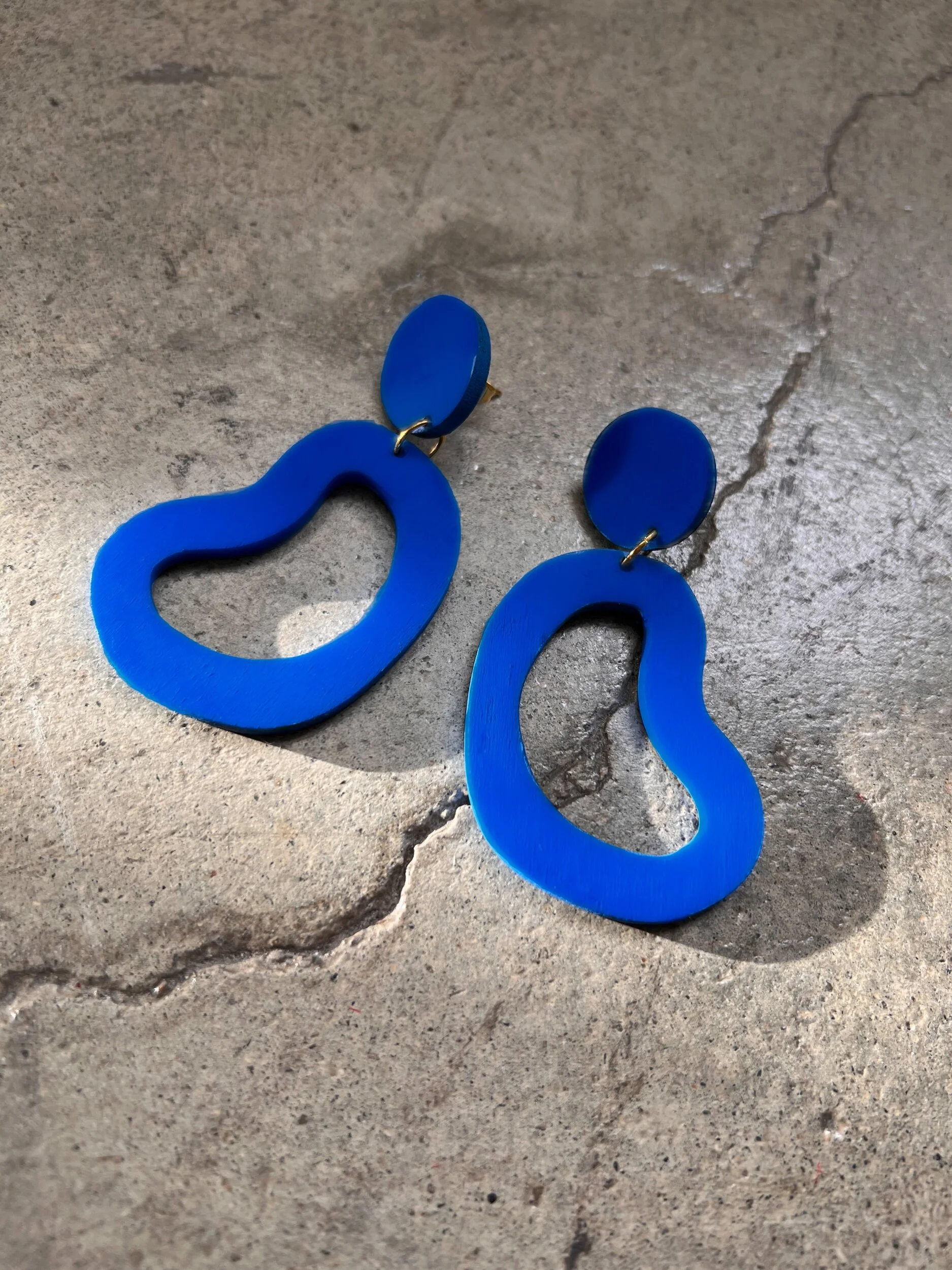 D961674B-A85B-46E6-BDF4-EED0A72EA78E