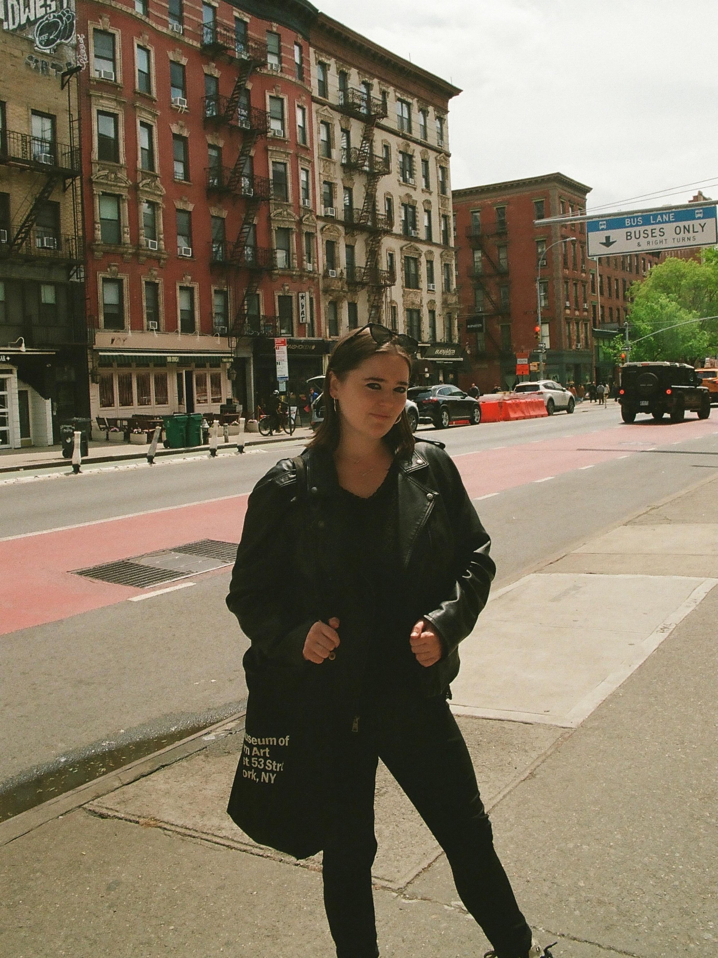 A spring day in the East Village. Snapped by LA friend @shefalivasu <3