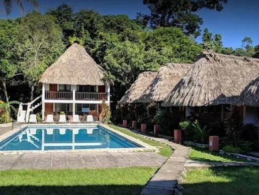 hotel tikal inn pool.jpeg