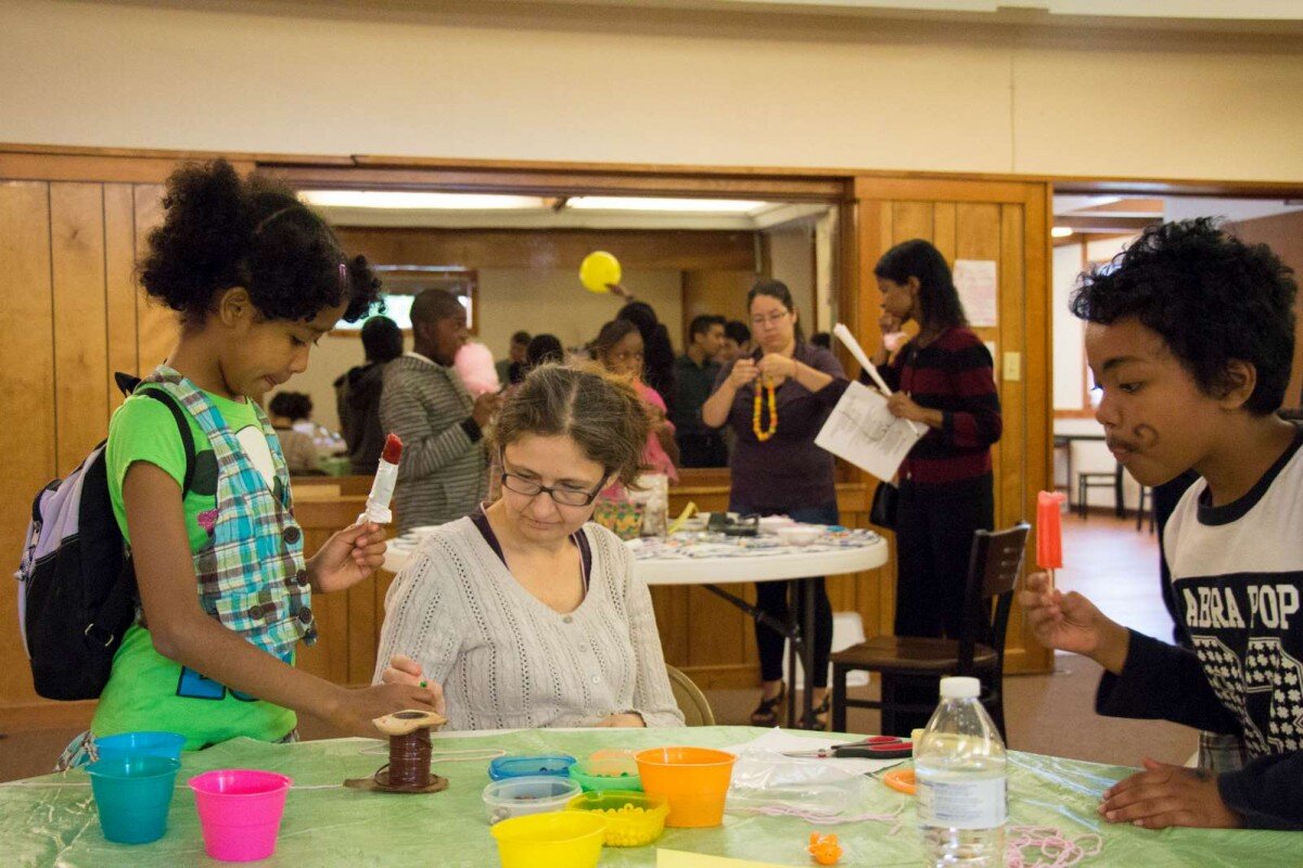 Nataliya Grashina with the children at the Ohio "Family Fun Event"