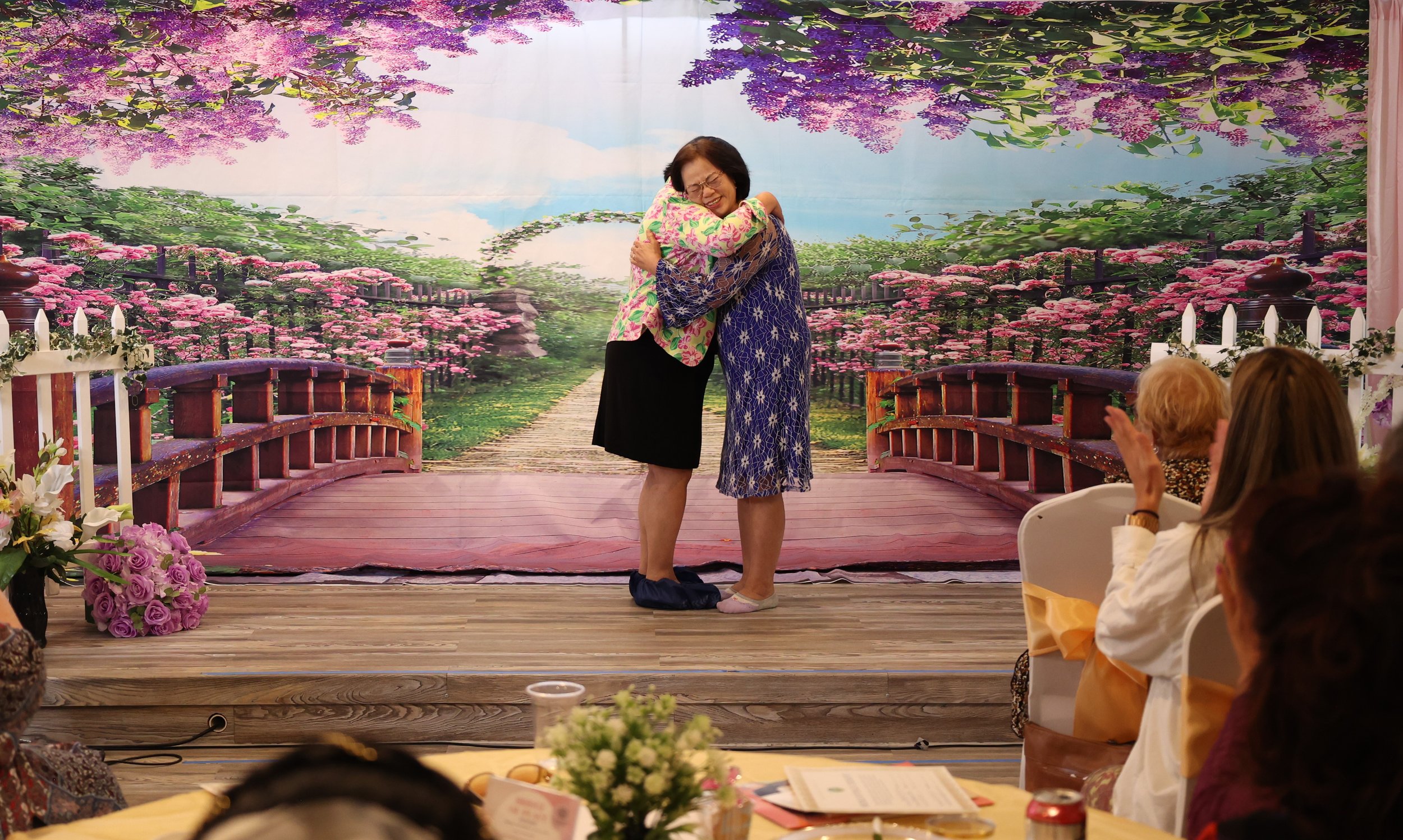 Hiroko+SangmooHug.JPG