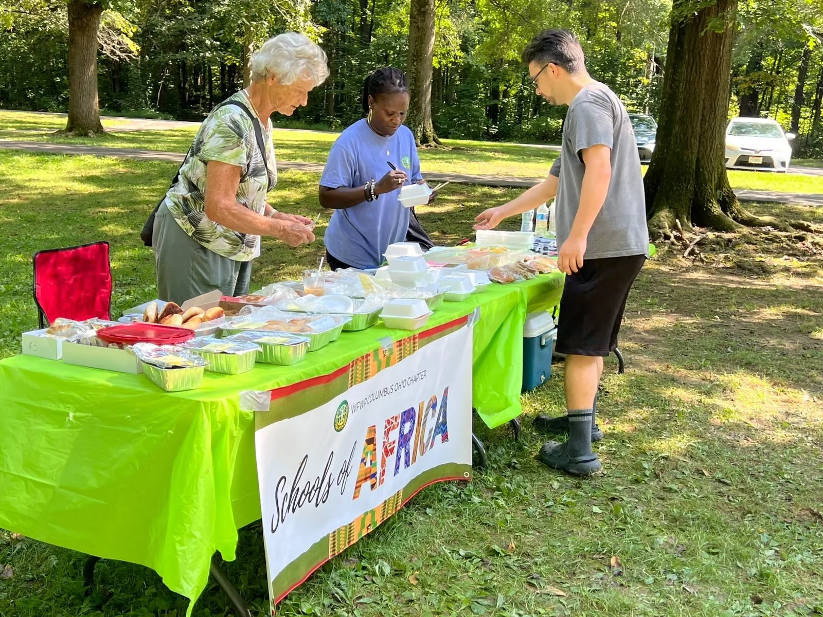 Sunshine &amp; Sweet Treats: Ohio Community Shows Up for Schools of Africa