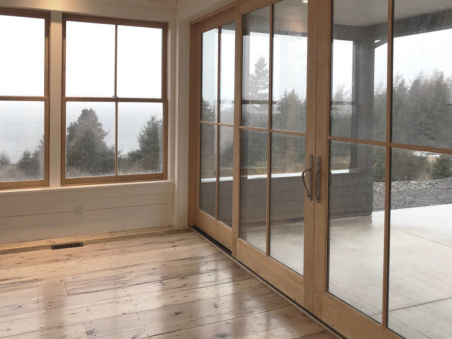 Janvrin living sidedoor.jpg