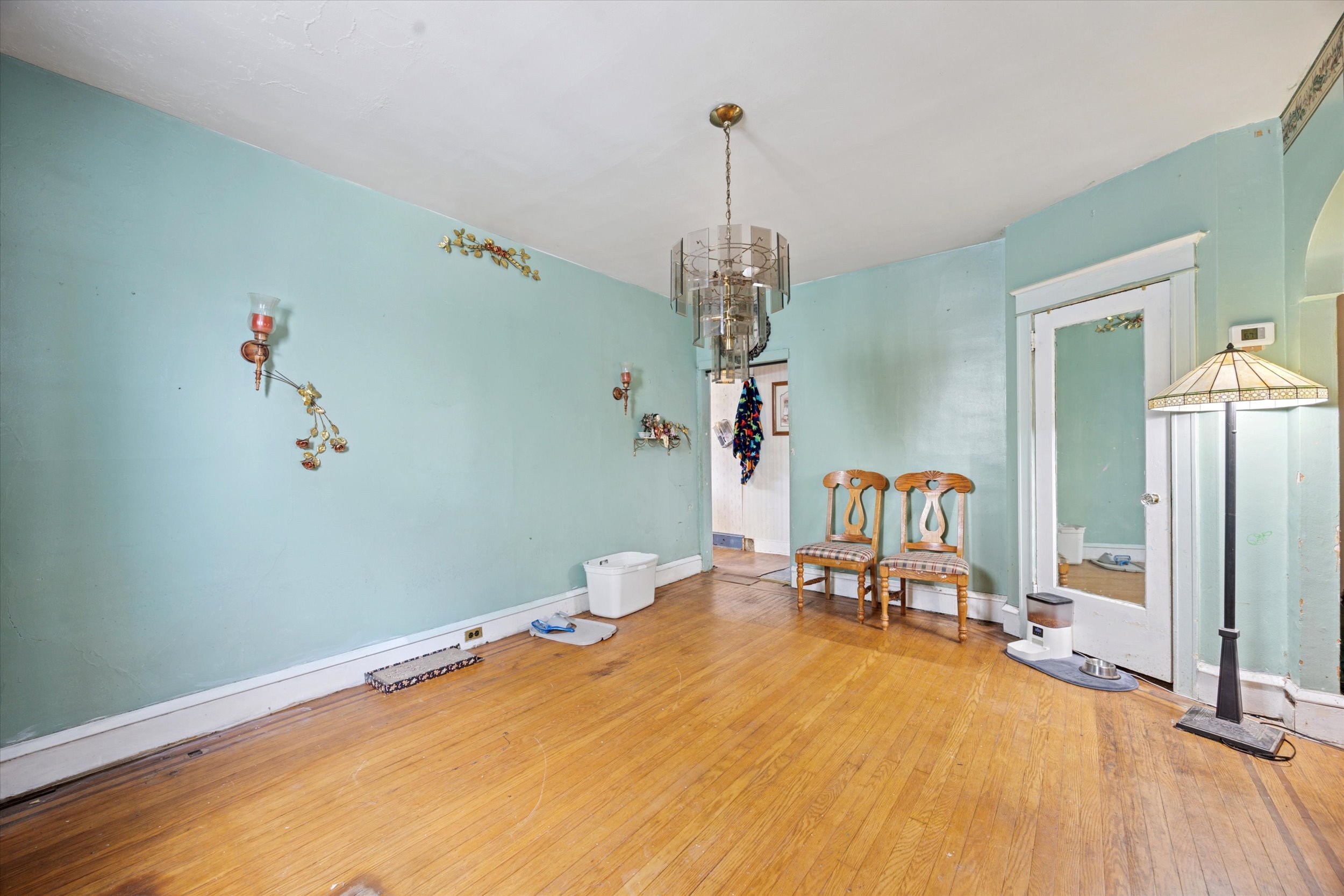 14-1022 Bullock Ave_14.jpg
