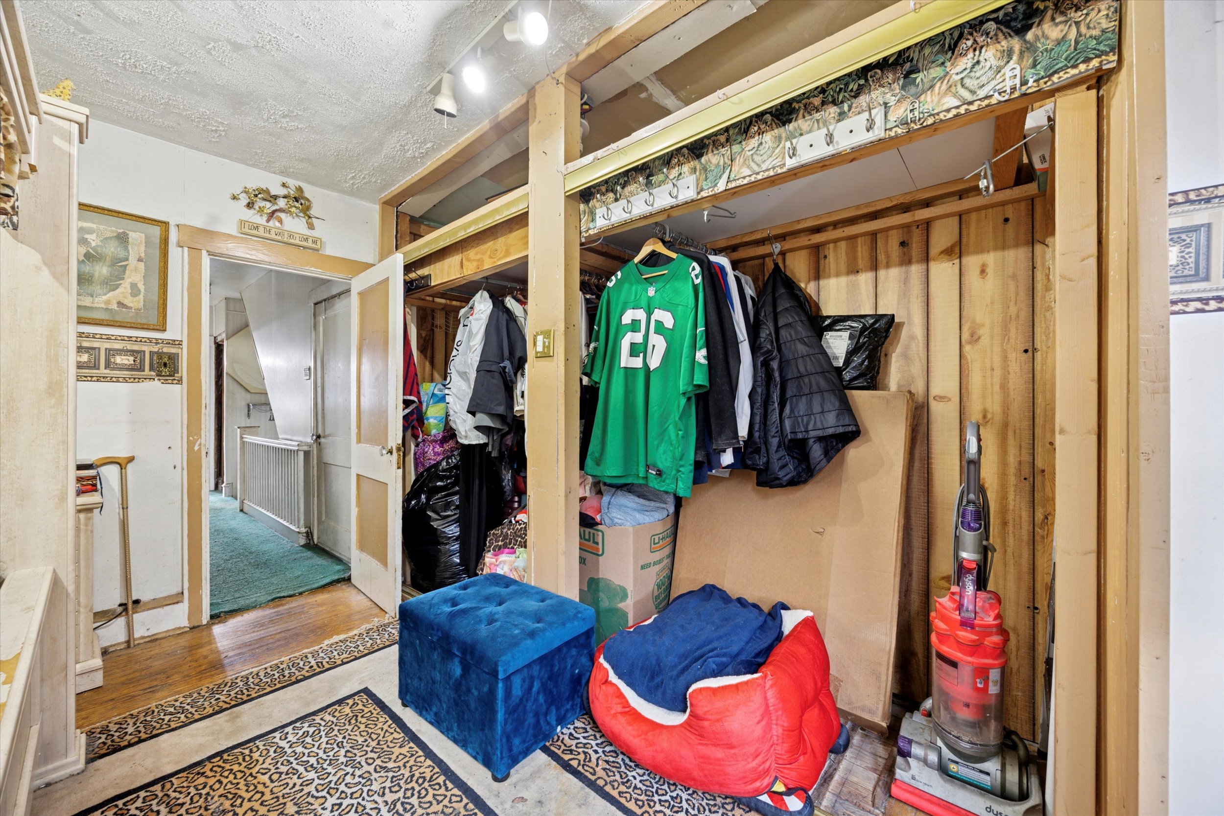 07-1022 Bullock Ave_07.jpg