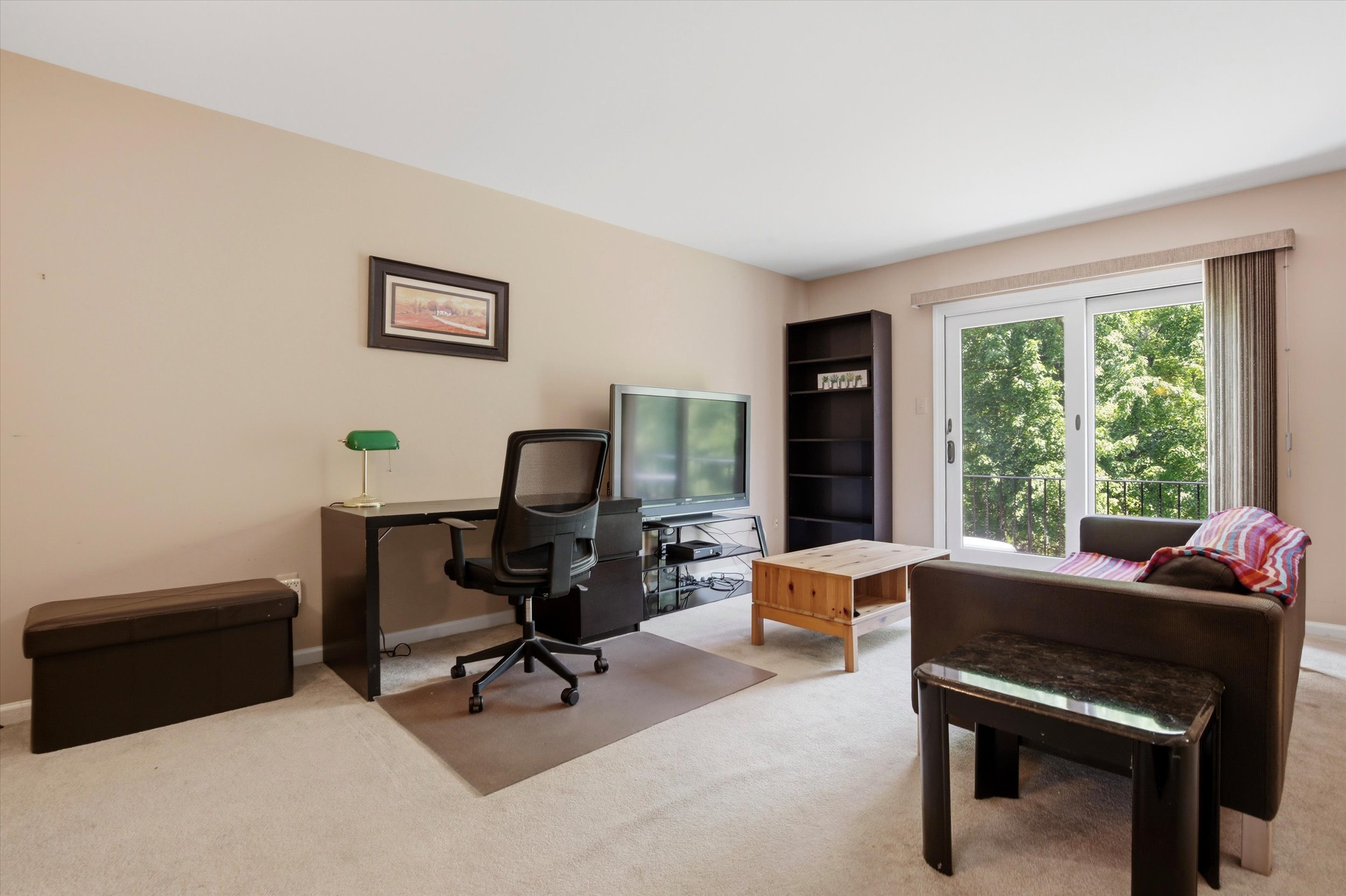 02-357 Norris Hall Ln_02.jpg