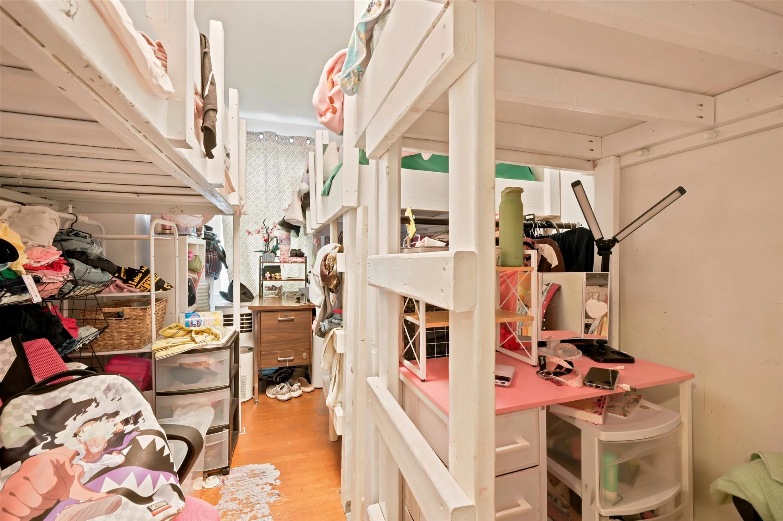 20-863EPriceStreet_20.jpg