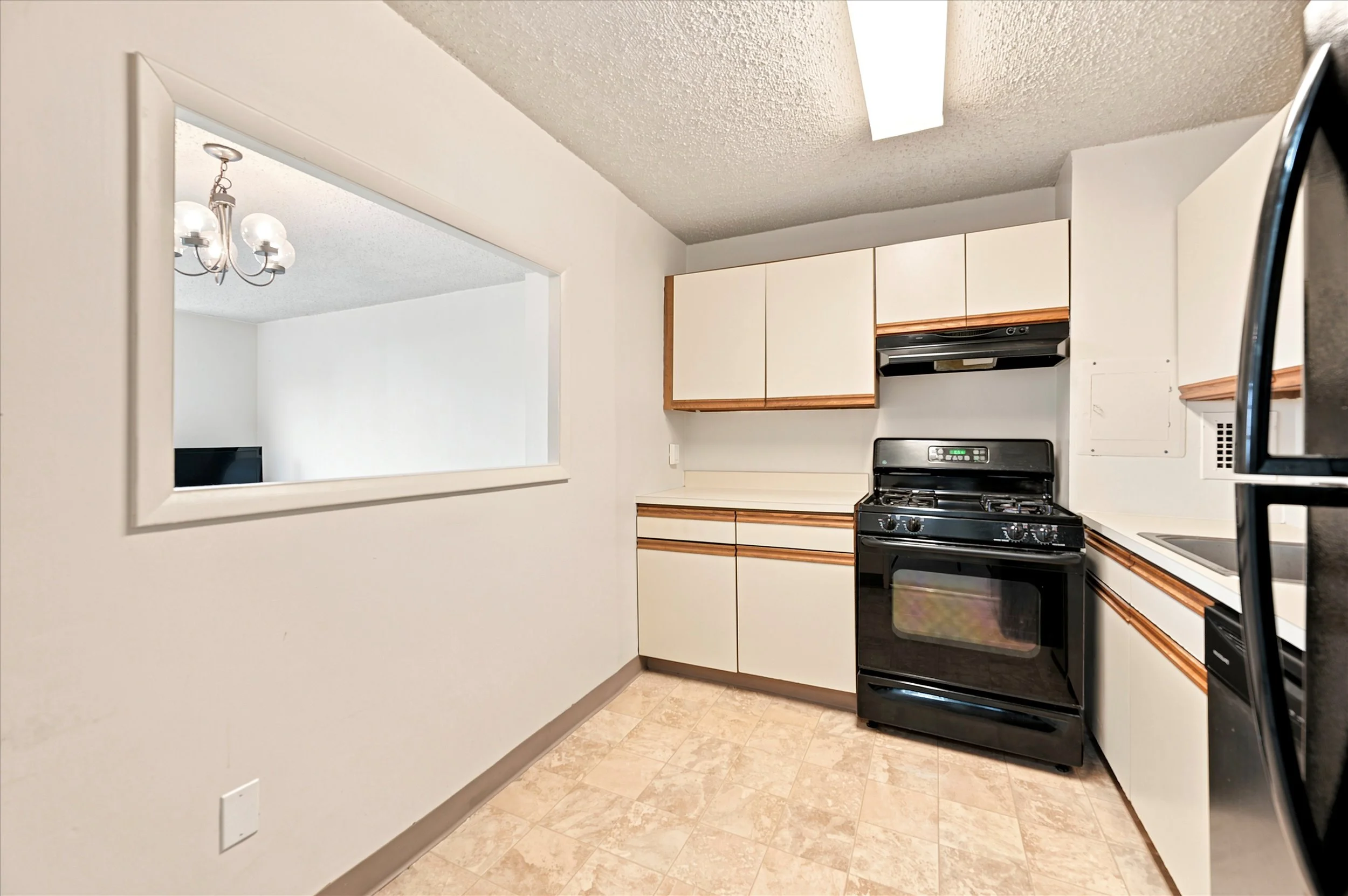 10-1030ELancasterAveUnit 614_10_1.jpg