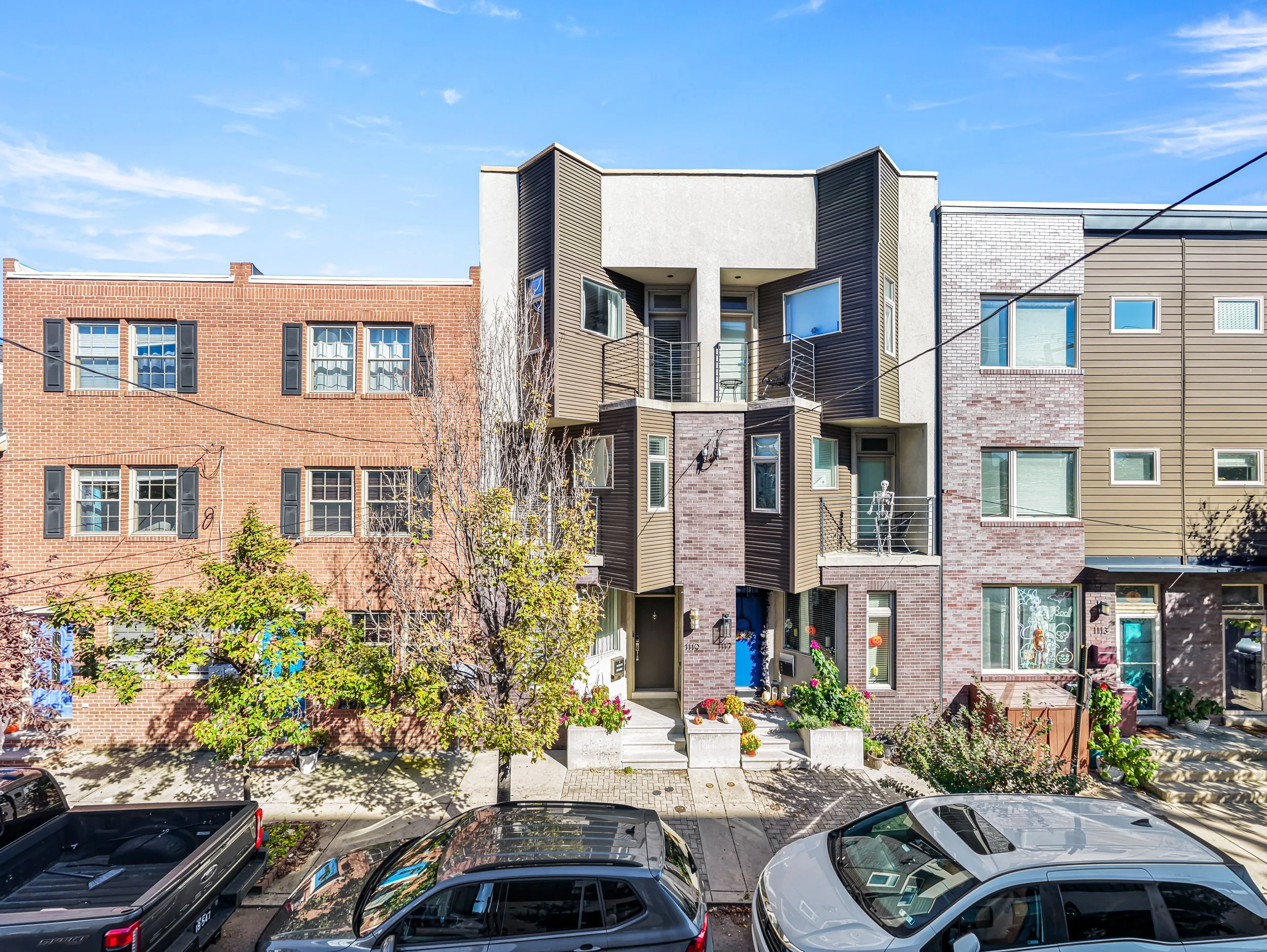 1119 E Berks St - 003.jpg