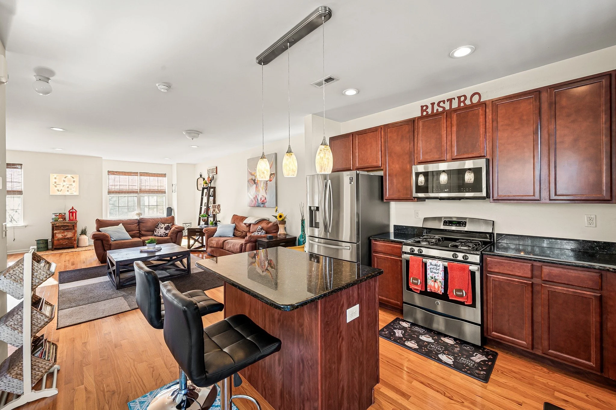 17 Center St - 018_Web-MLS.jpg