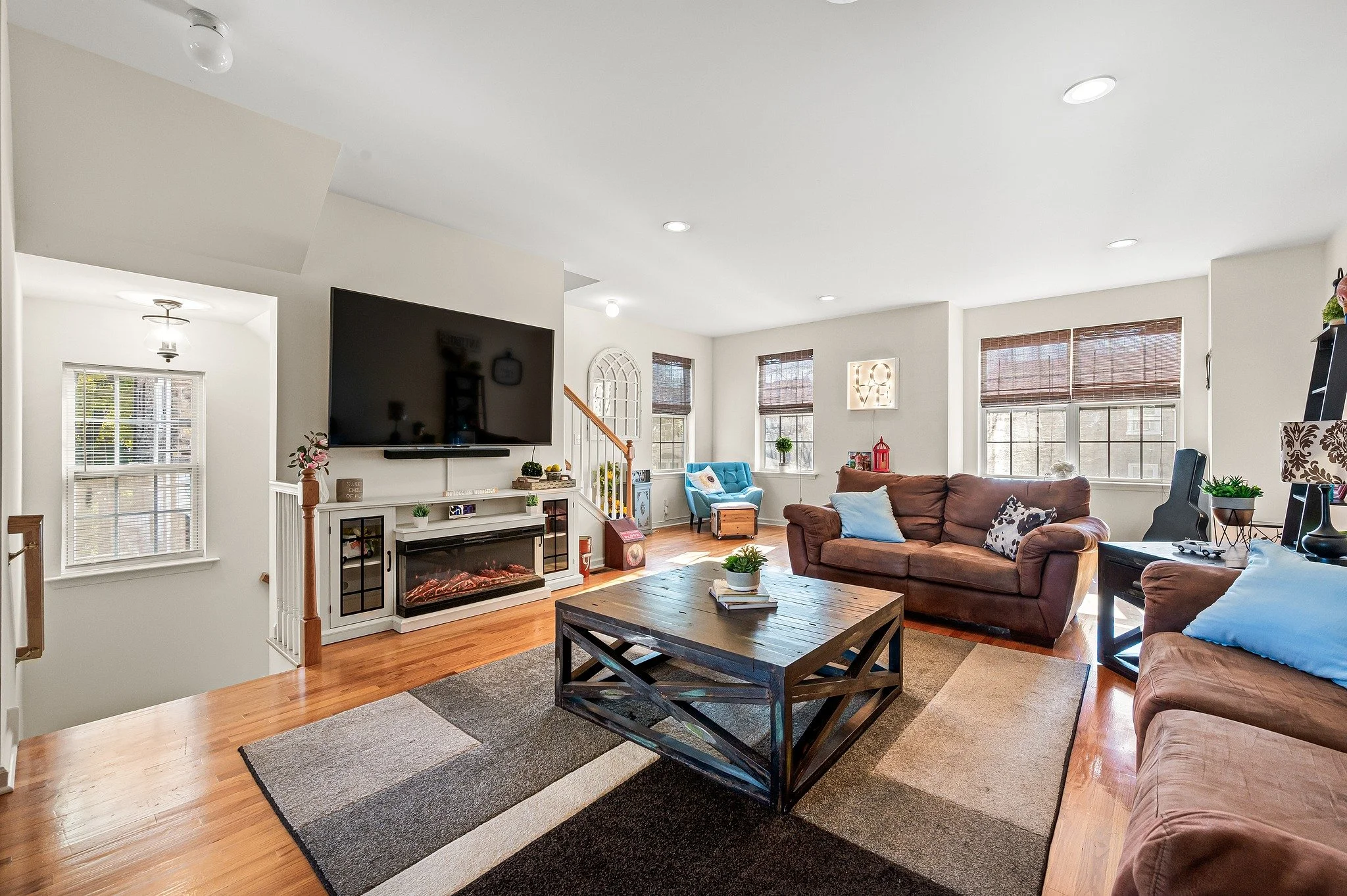 17 Center St - 012_Web-MLS.jpg