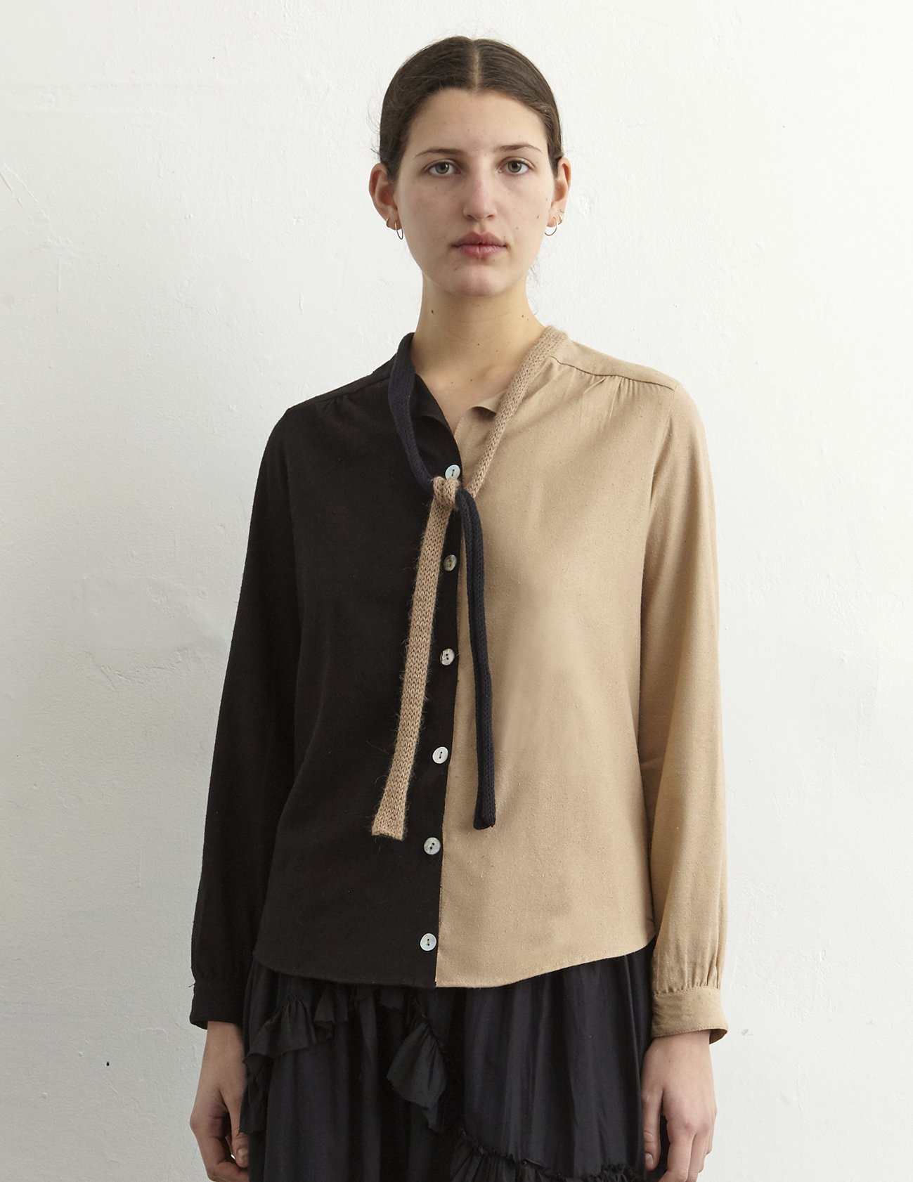 TWOTONE.BLOUSE2.kl.jpg