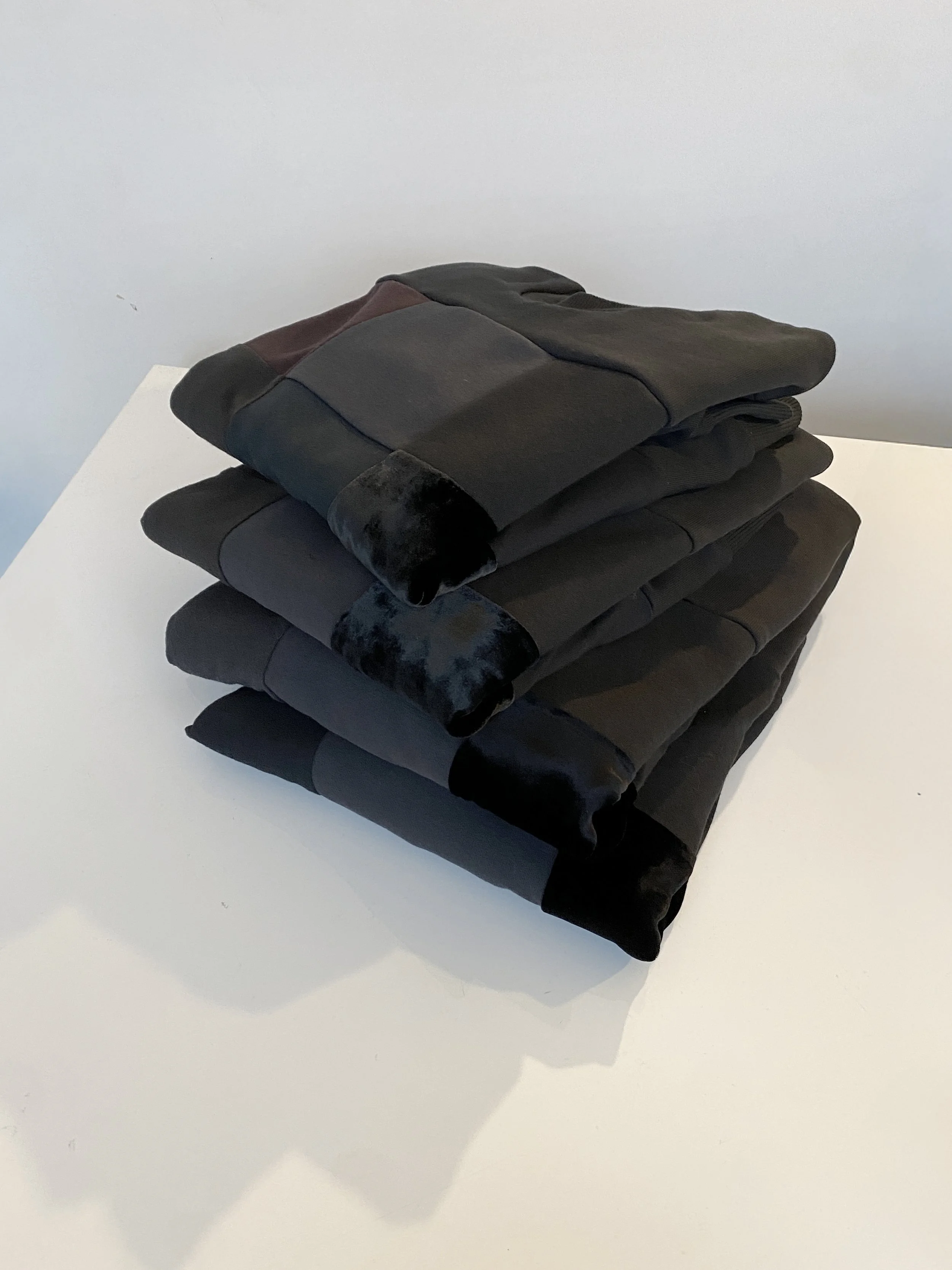 mono9.pile.jpg