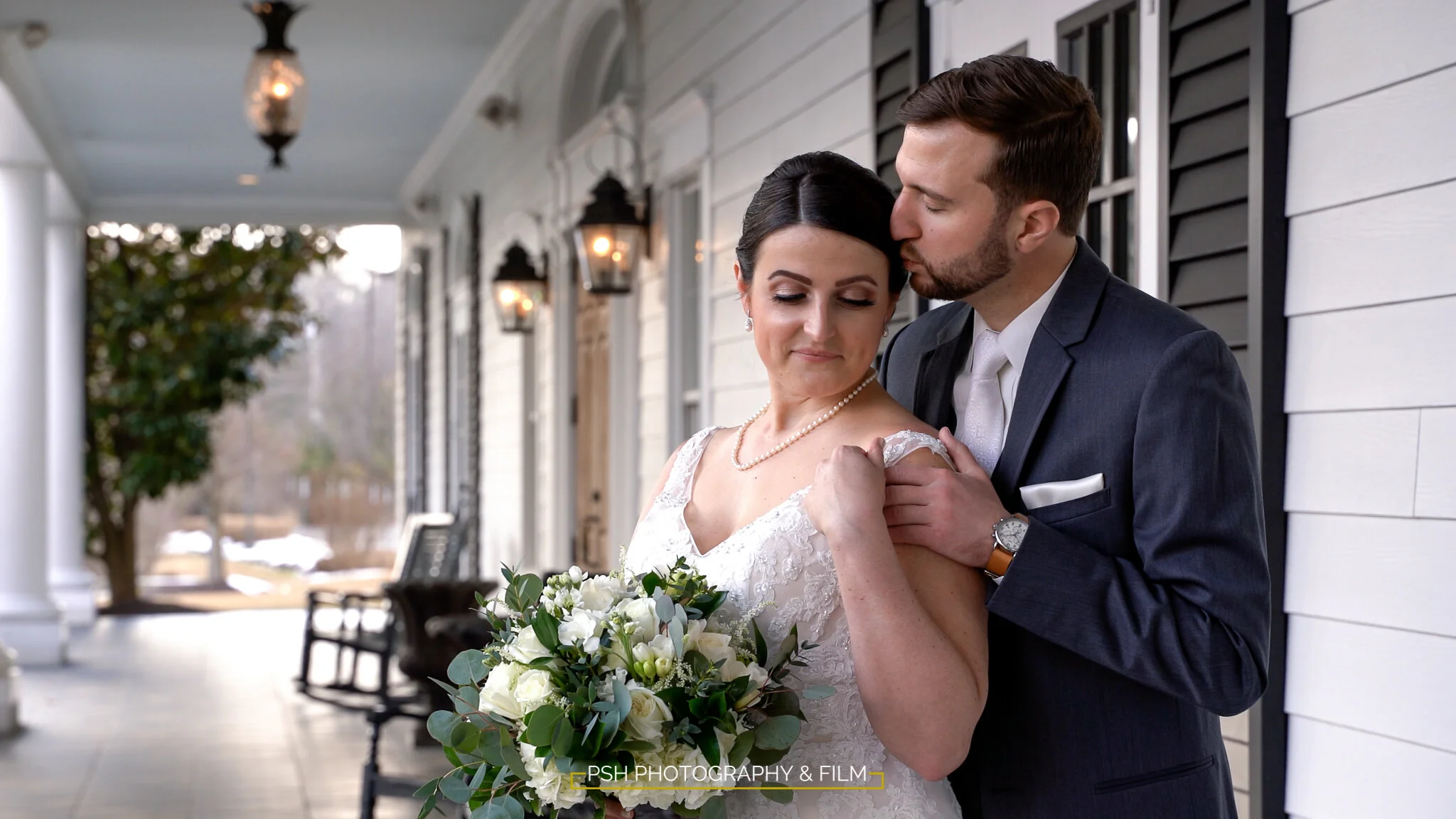 The Carriage House - Meredith And Derek