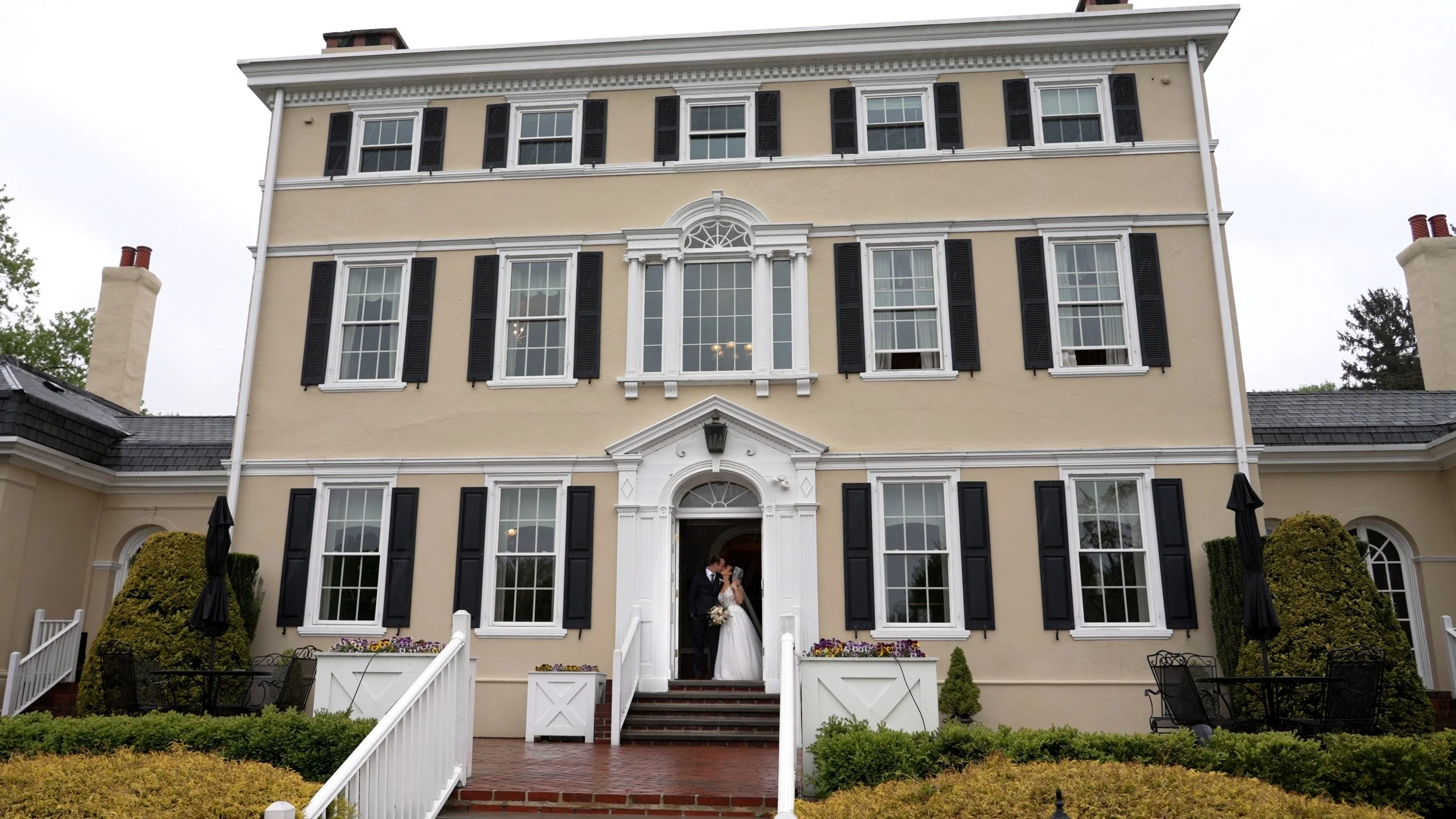Pen Ryn Estate - Tara And Devon