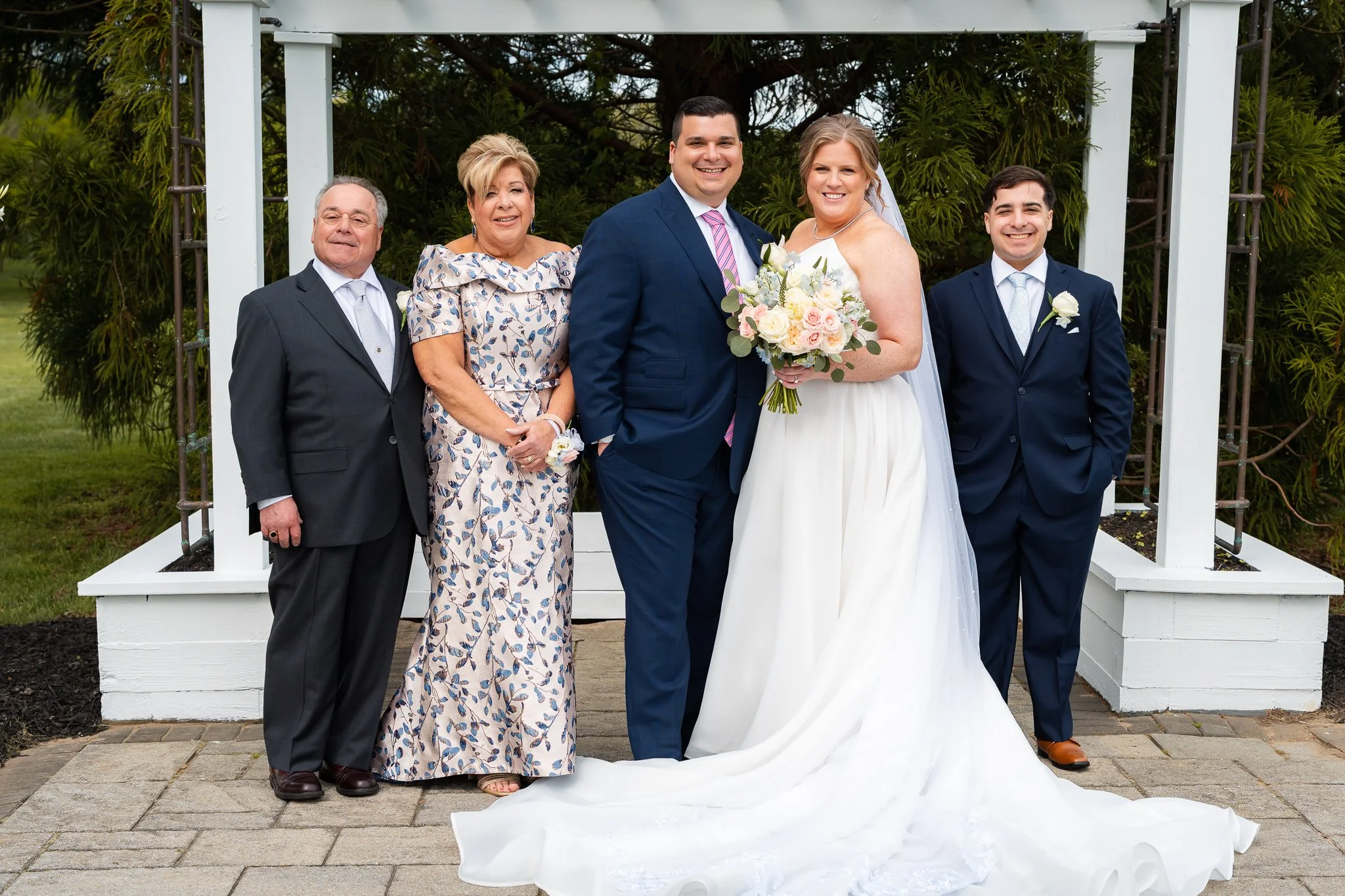 AVALON GOLF CLUB-5-2-26-FORMALS-LR-446.jpg