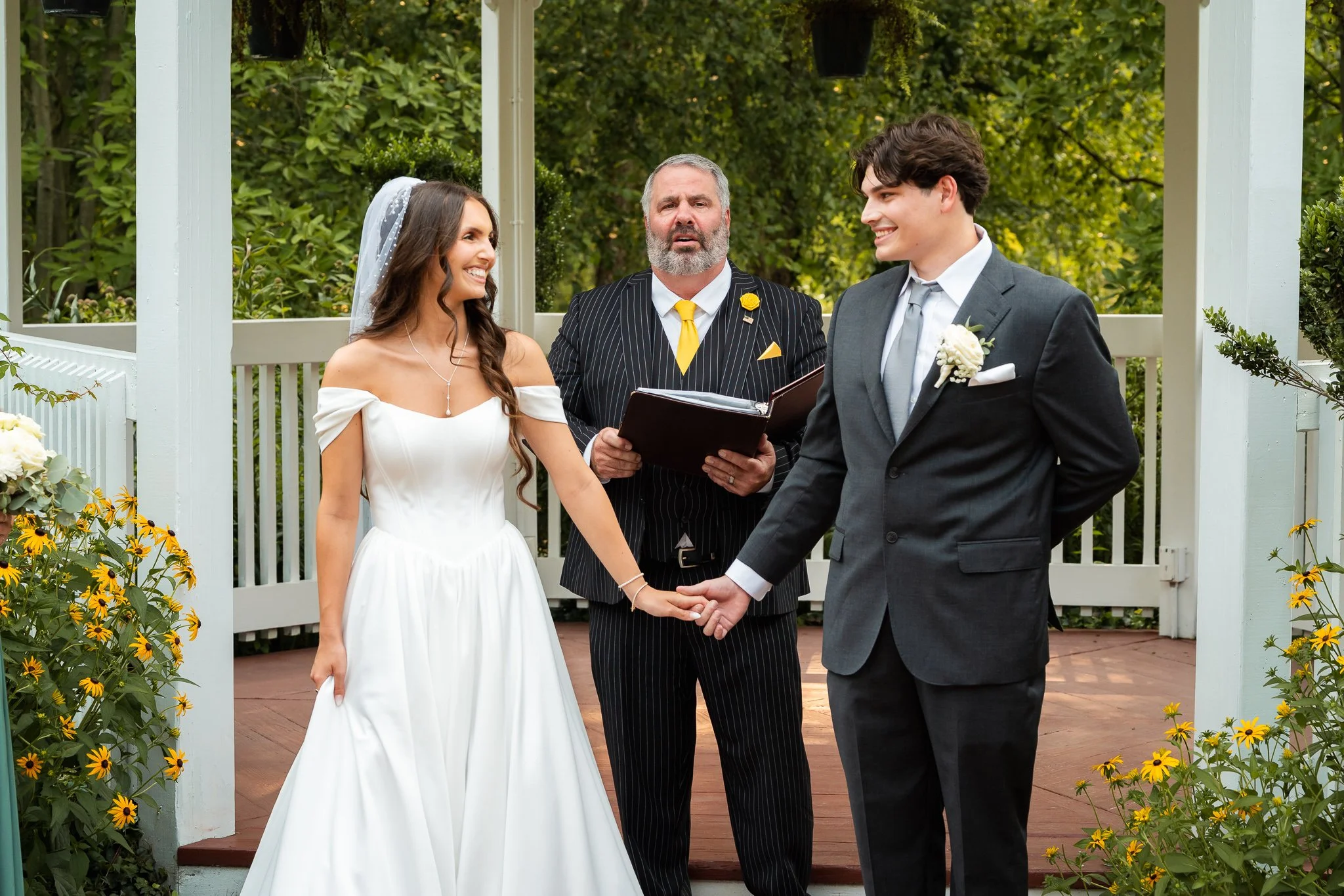 Sayen Gardens Wedding (19).jpg