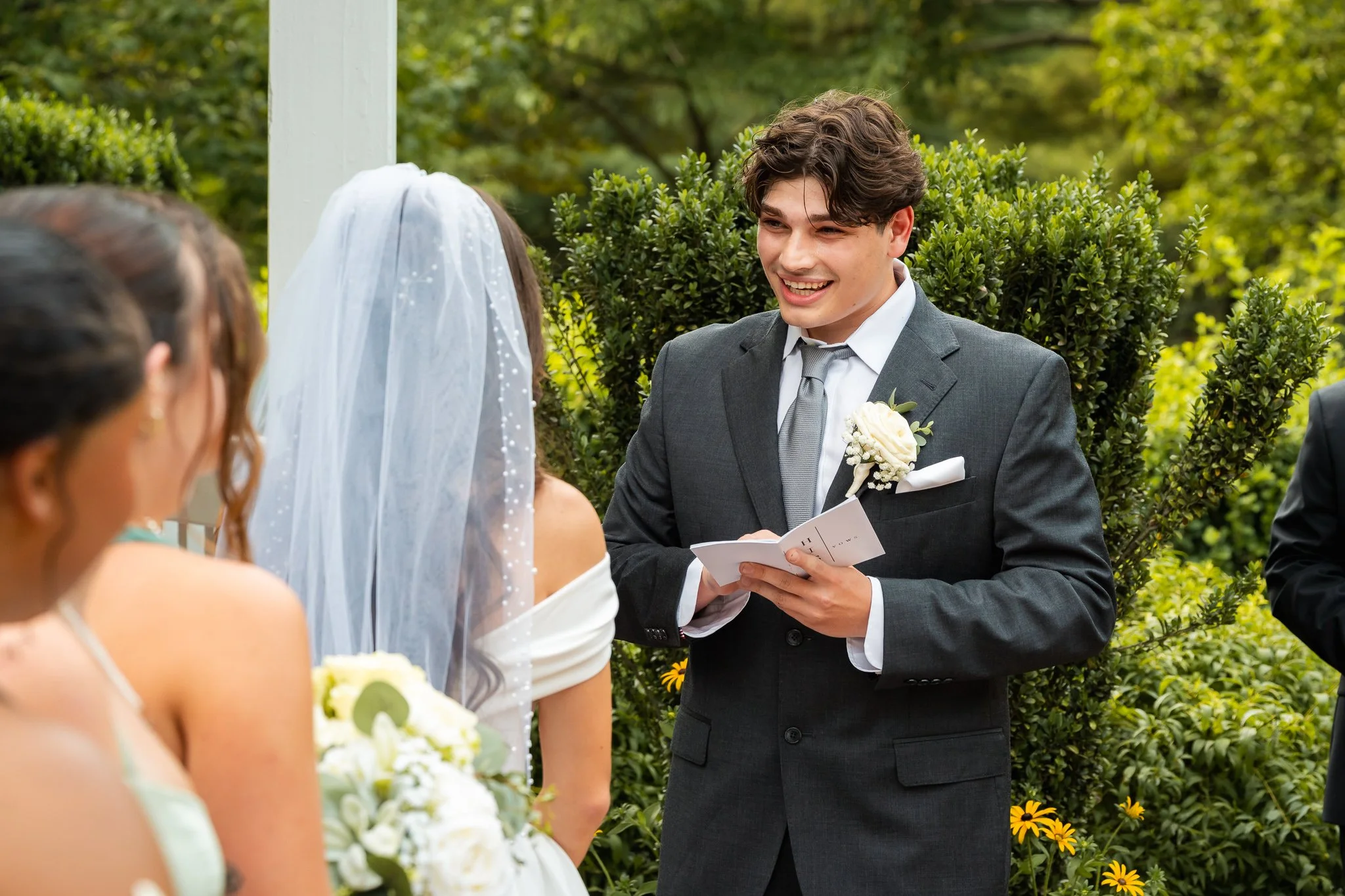 Sayen Gardens Wedding (20).jpg