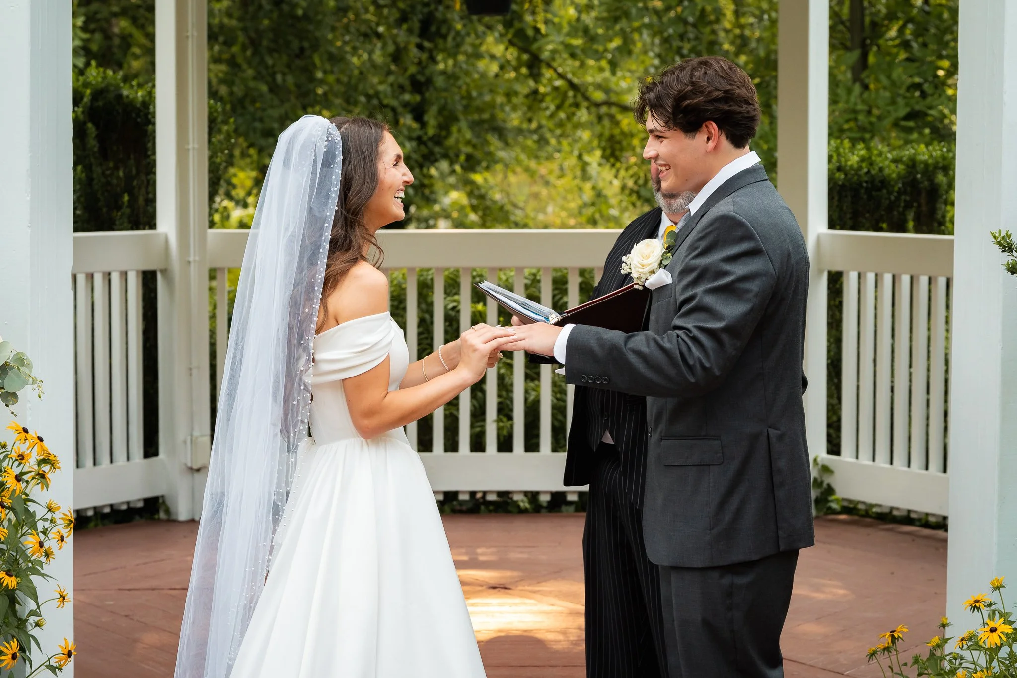 Sayen Gardens Wedding (27).jpg