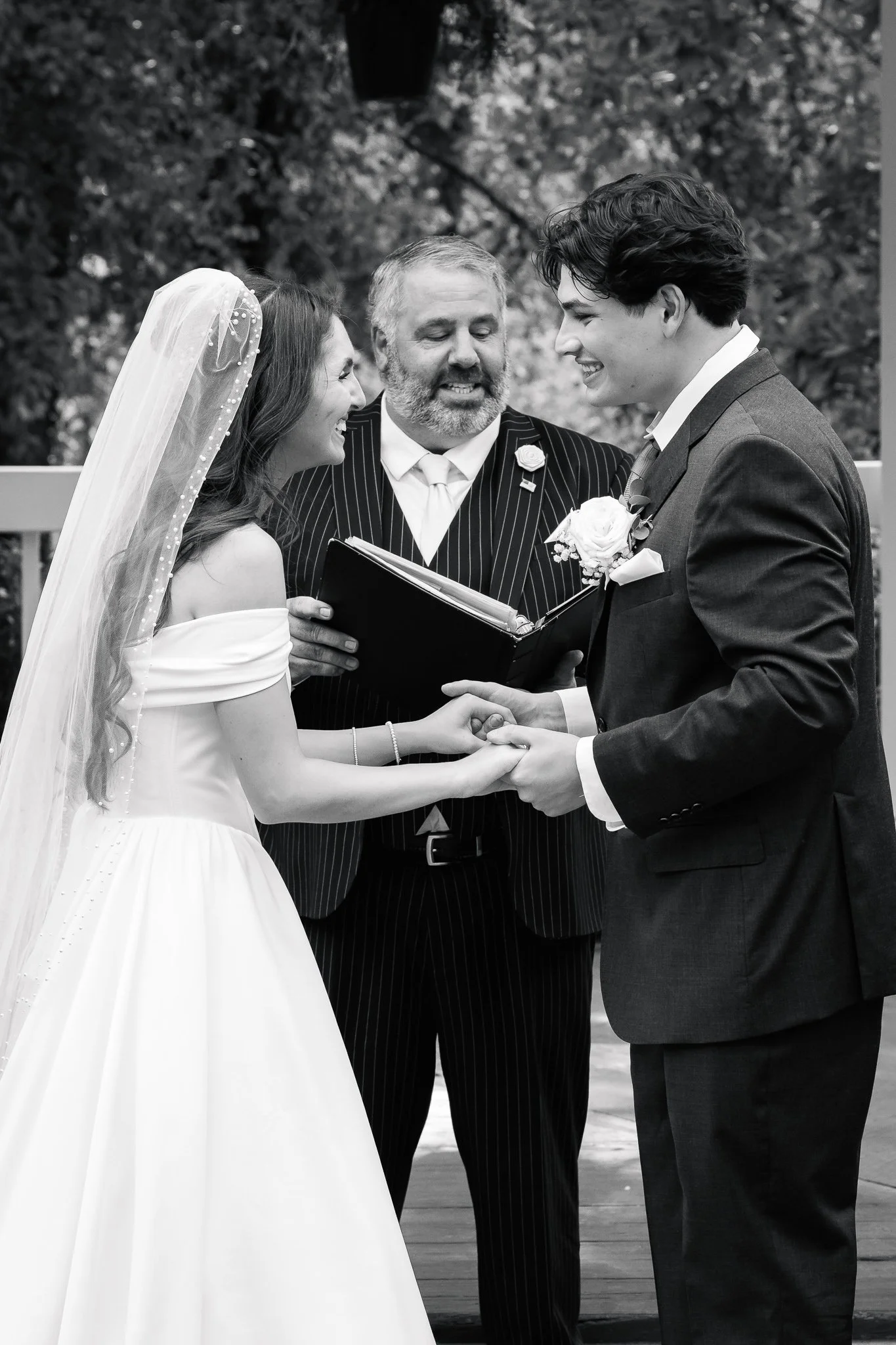 Sayen Gardens Wedding (30).jpg