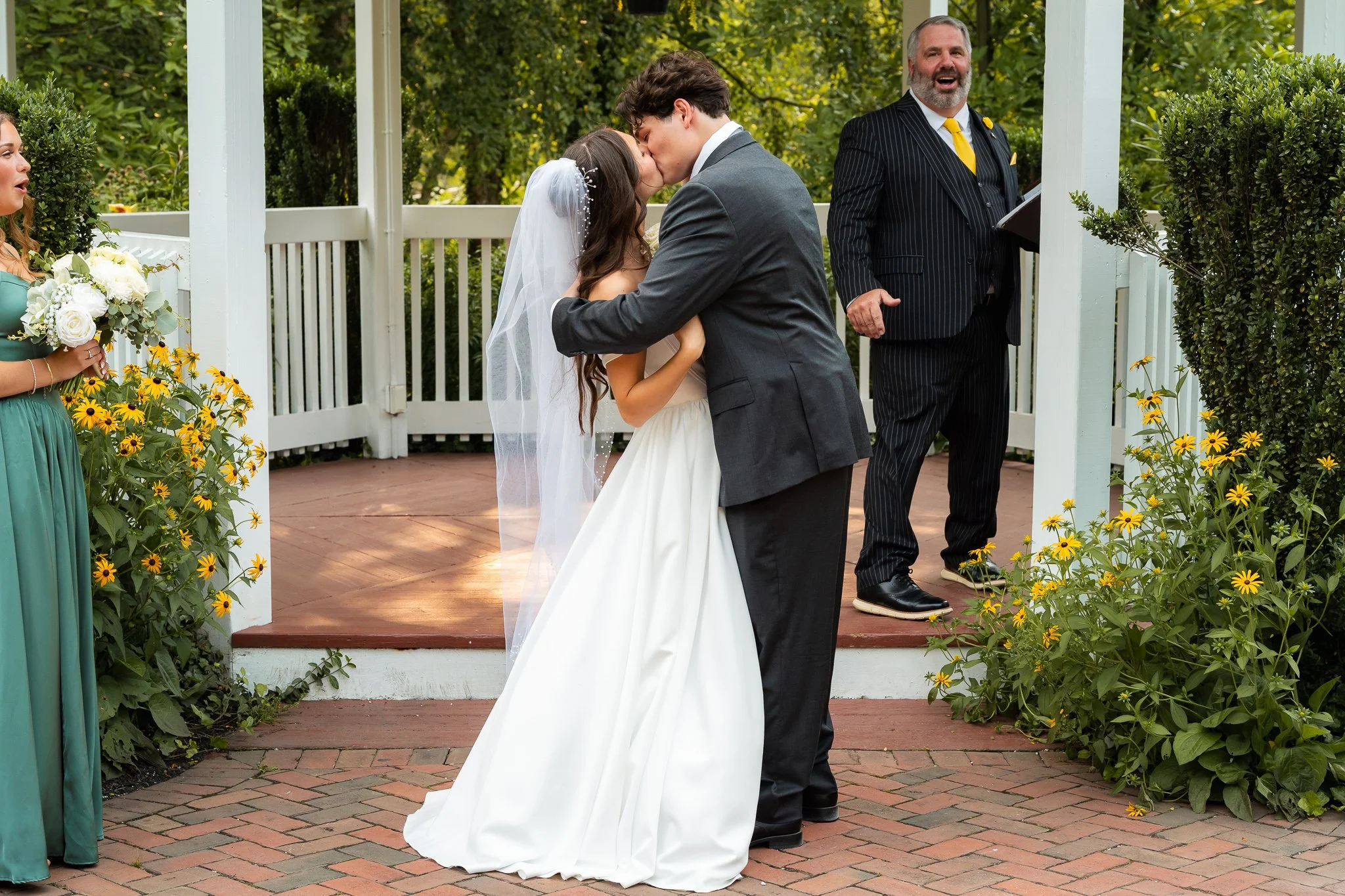 Sayen Gardens Wedding (31).jpg