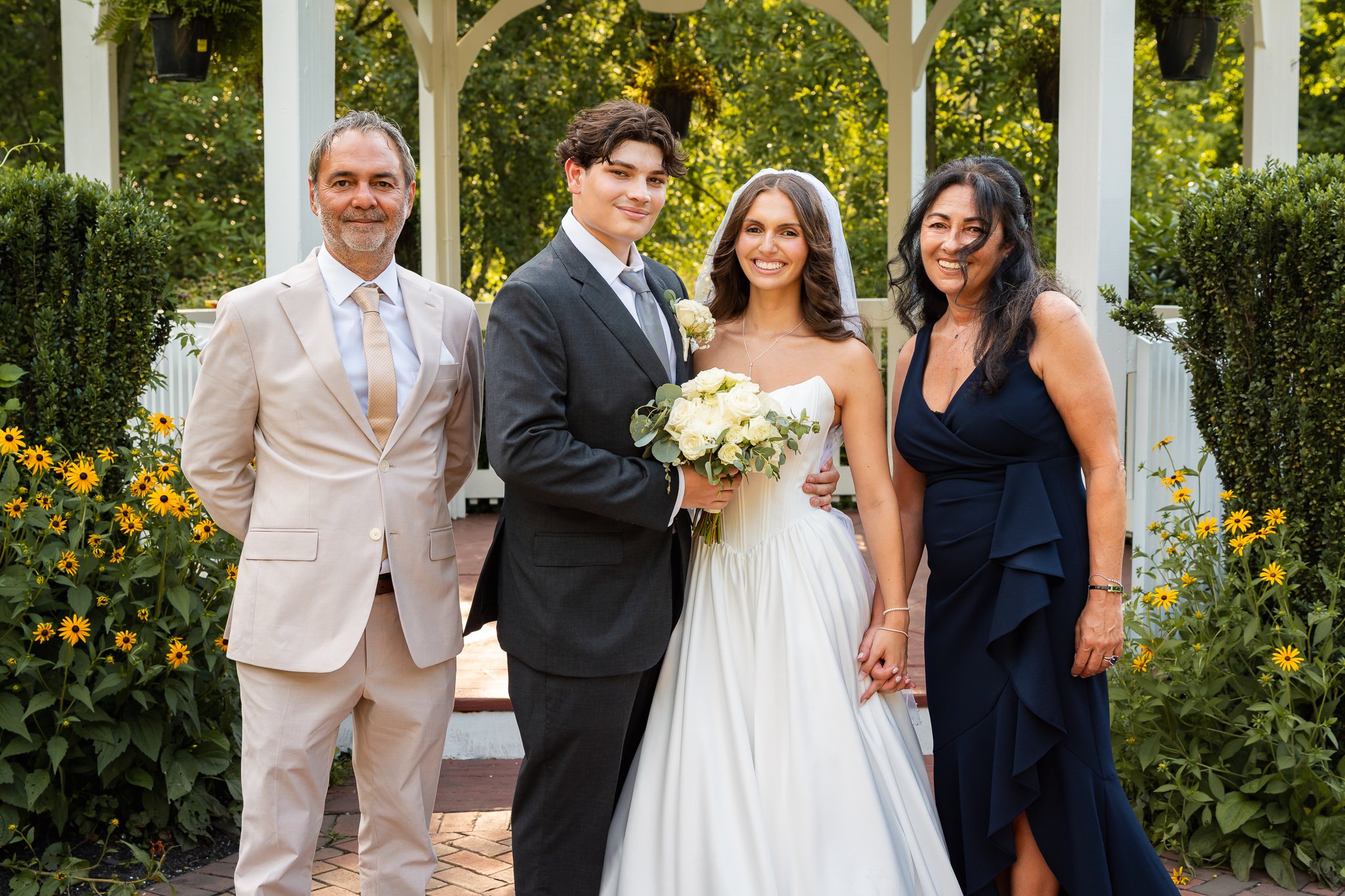 Sayen Gardens Wedding (39).jpg