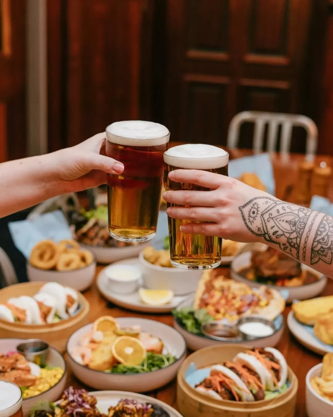 Every night&rsquo;s a good night for a Paddy&rsquo;s feast 🍴

With a menu stacked full of favourites and daily specials running 6 days a week, there&rsquo;s always something to dig into! For bookings head to the link in our bio.