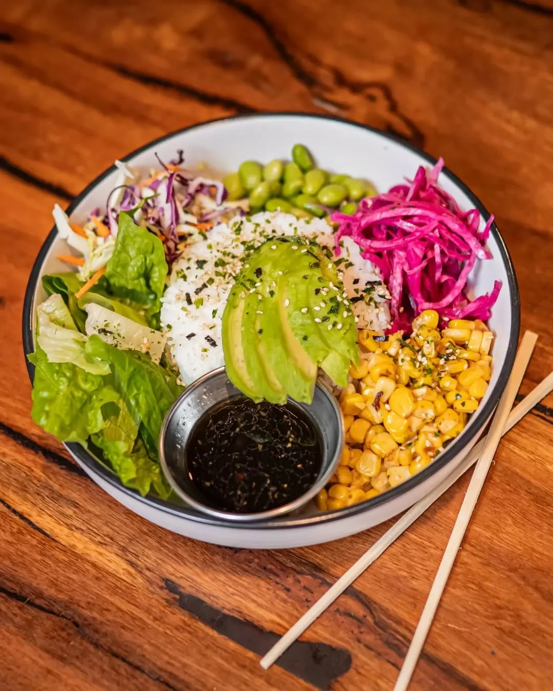Lunchtime sorted!&nbsp;Our Poke Bowl special is fresh, filling, and just what you need to power through the day&nbsp;★

For bookings at Paddy's head to the link in our bio.