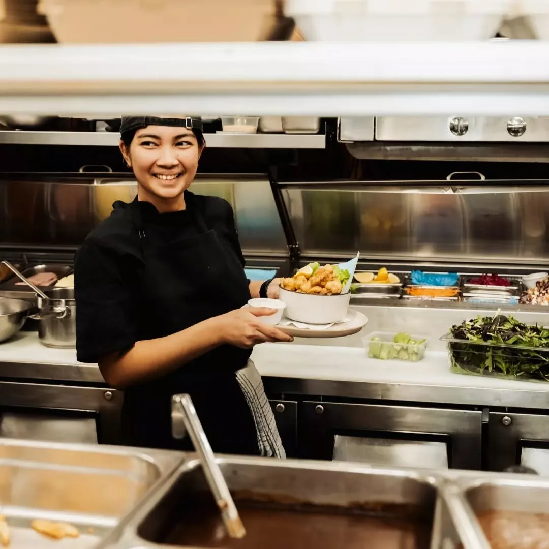 Our kitchen crew are always hard at work, serving up the best feeds in Kal! From pub classics to fresh new favourites, they&rsquo;ve got you covered every time you walk through the doors&nbsp;🔥 

Swing by this week, for bookings head to the link in 