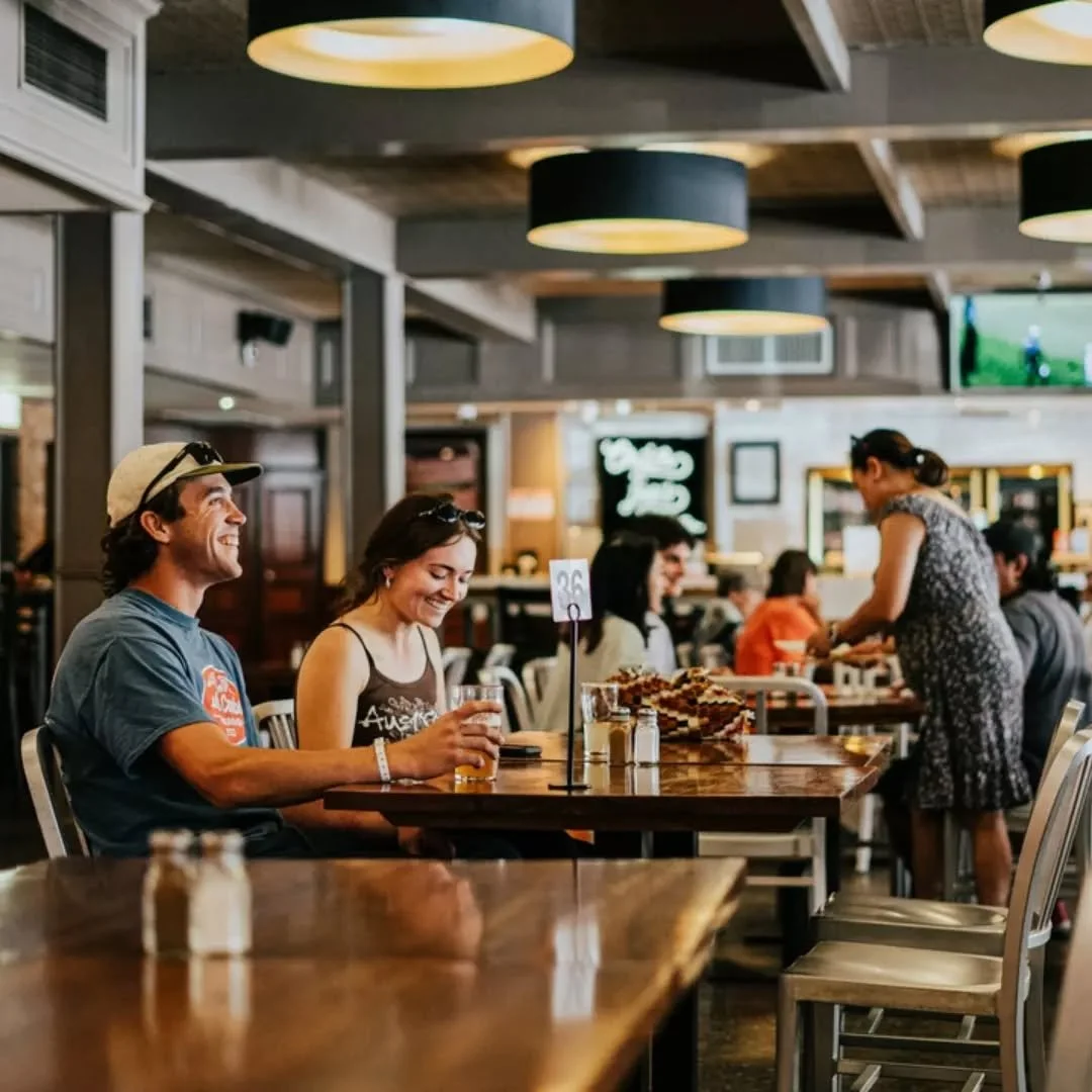 Midday cravings? Paddy&rsquo;s has you covered!

Fresh lunches with a pint on the side, the perfect excuse to step out and treat yourself.