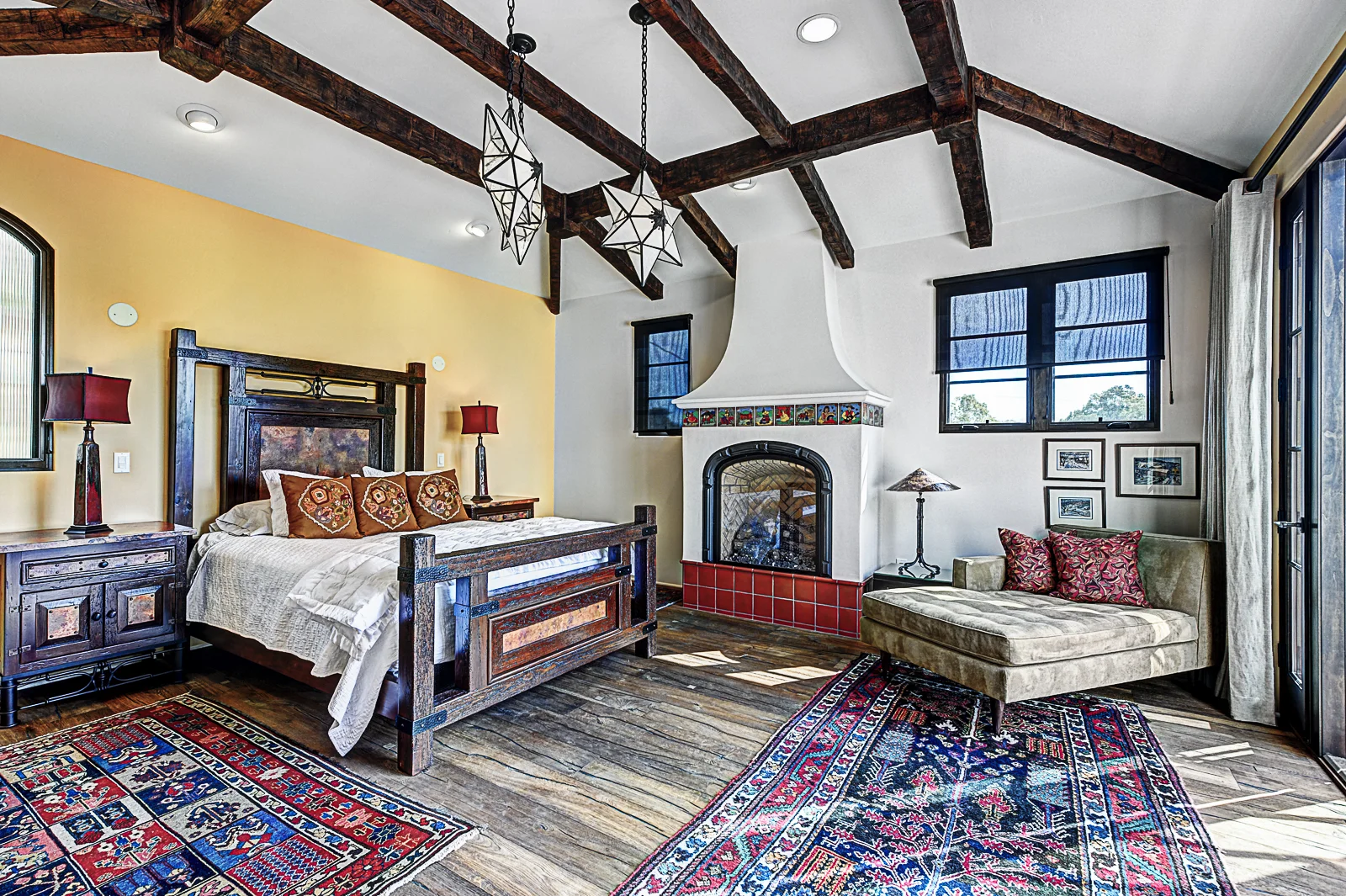Casa Ortizzi Master Bedroom 2.jpg