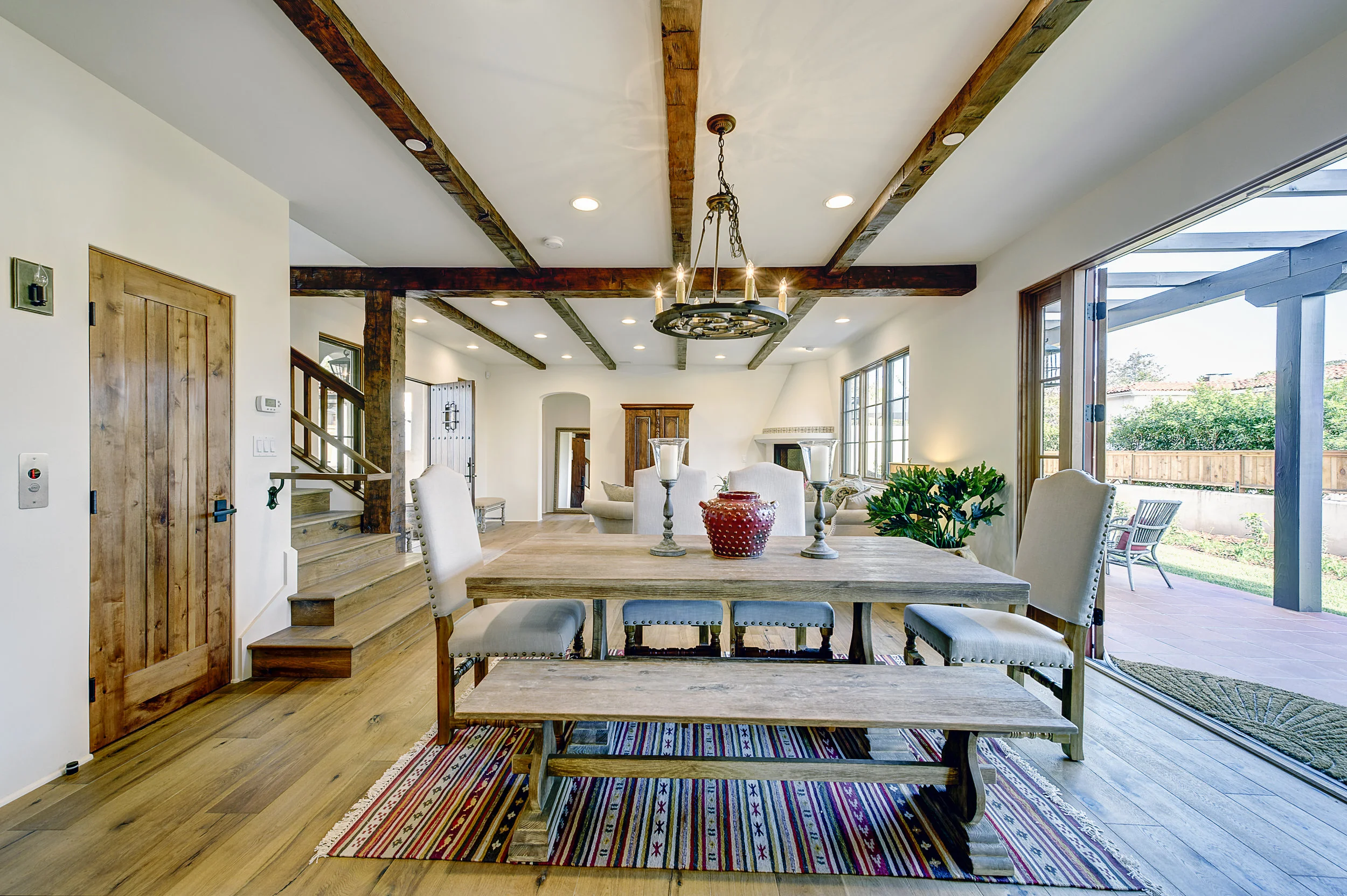 Casa Roble Dining Room.jpg
