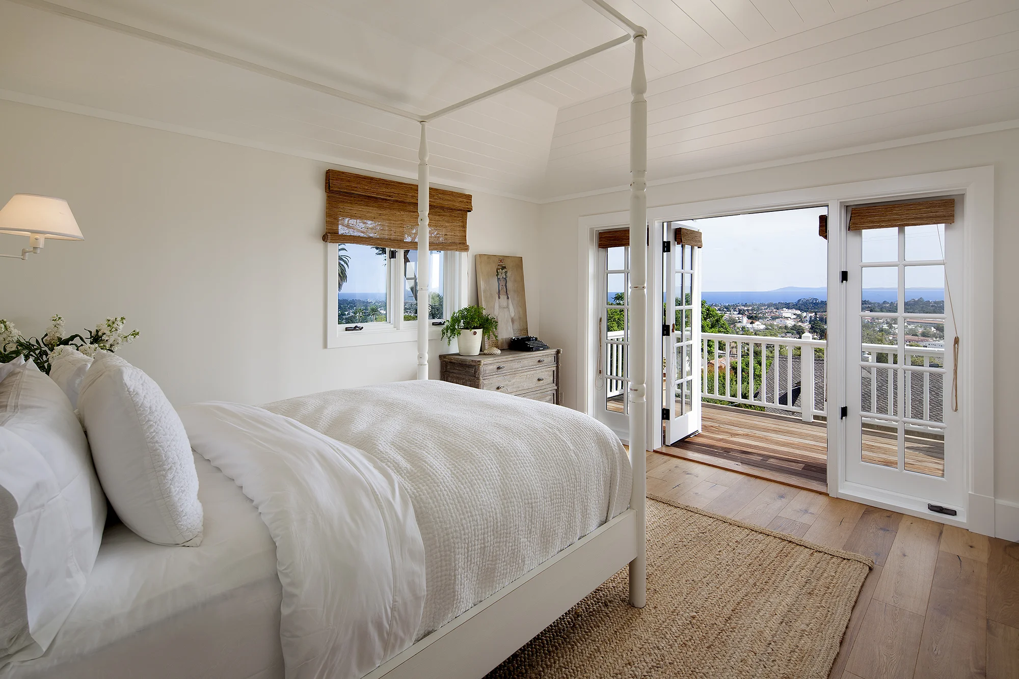 Master Bedroom_web.jpg