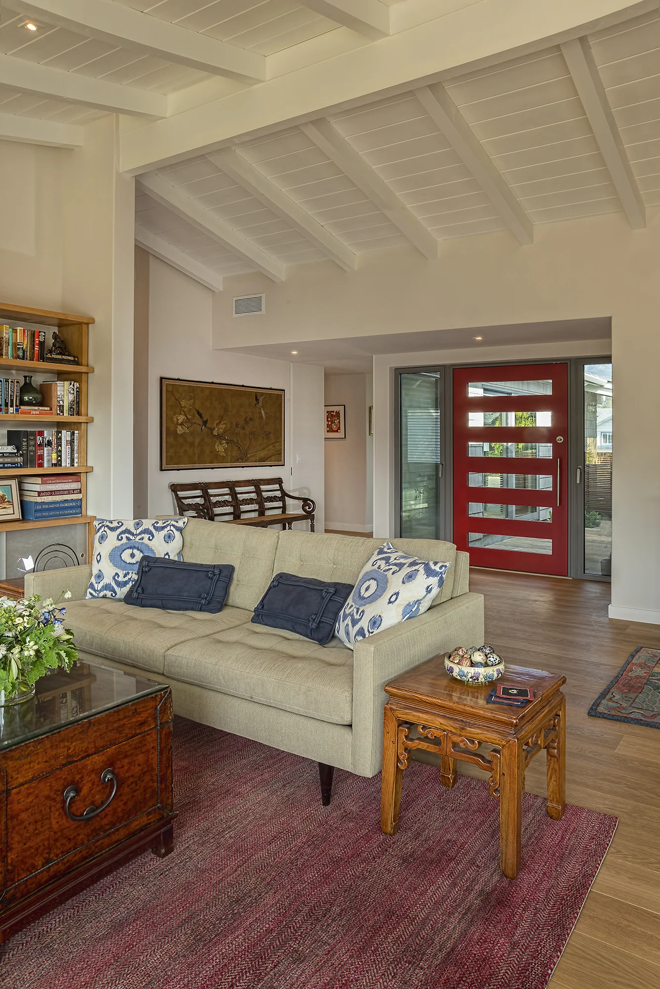 Living room 2_web.jpg