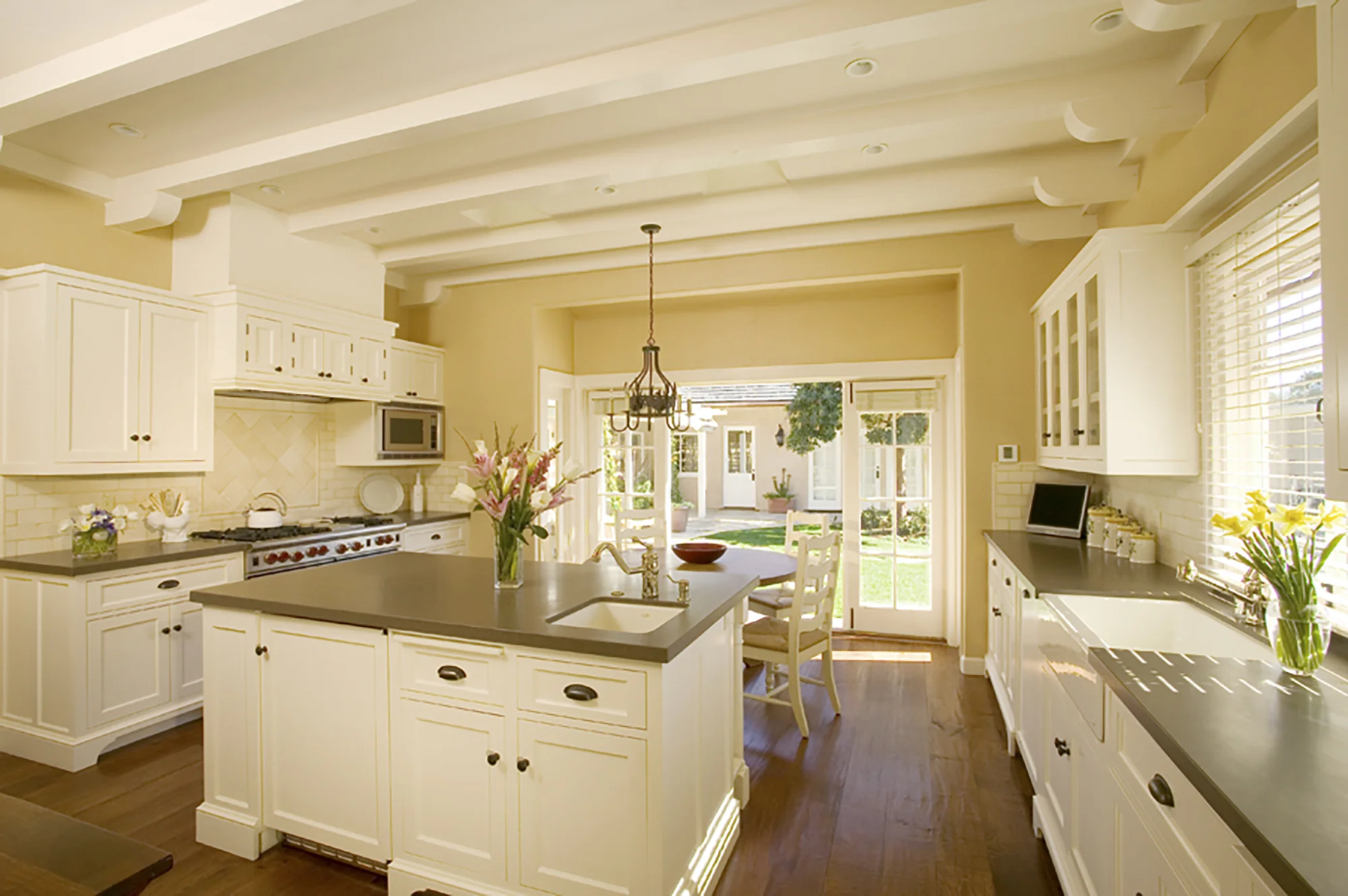 Kitchen_web.jpg