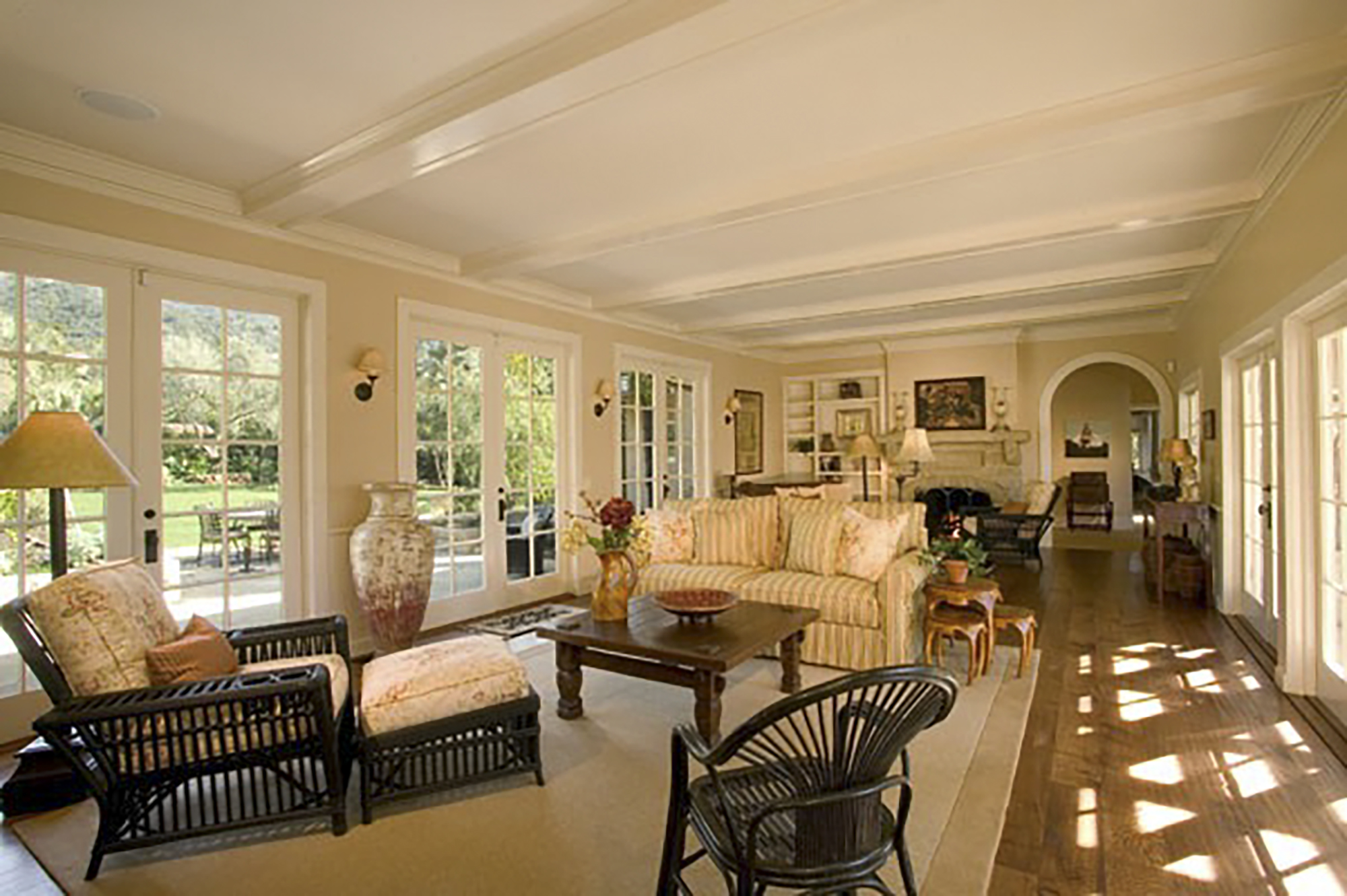 Living Room_web.jpg