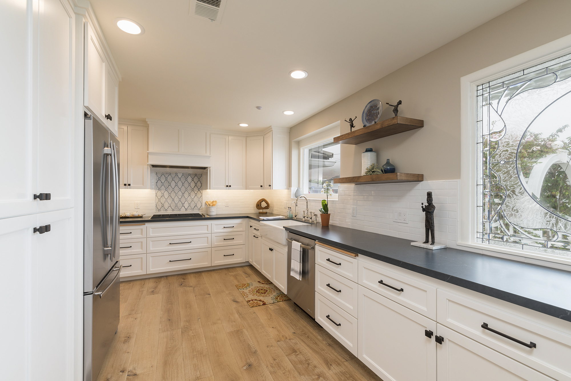 Kitchen_web.jpg
